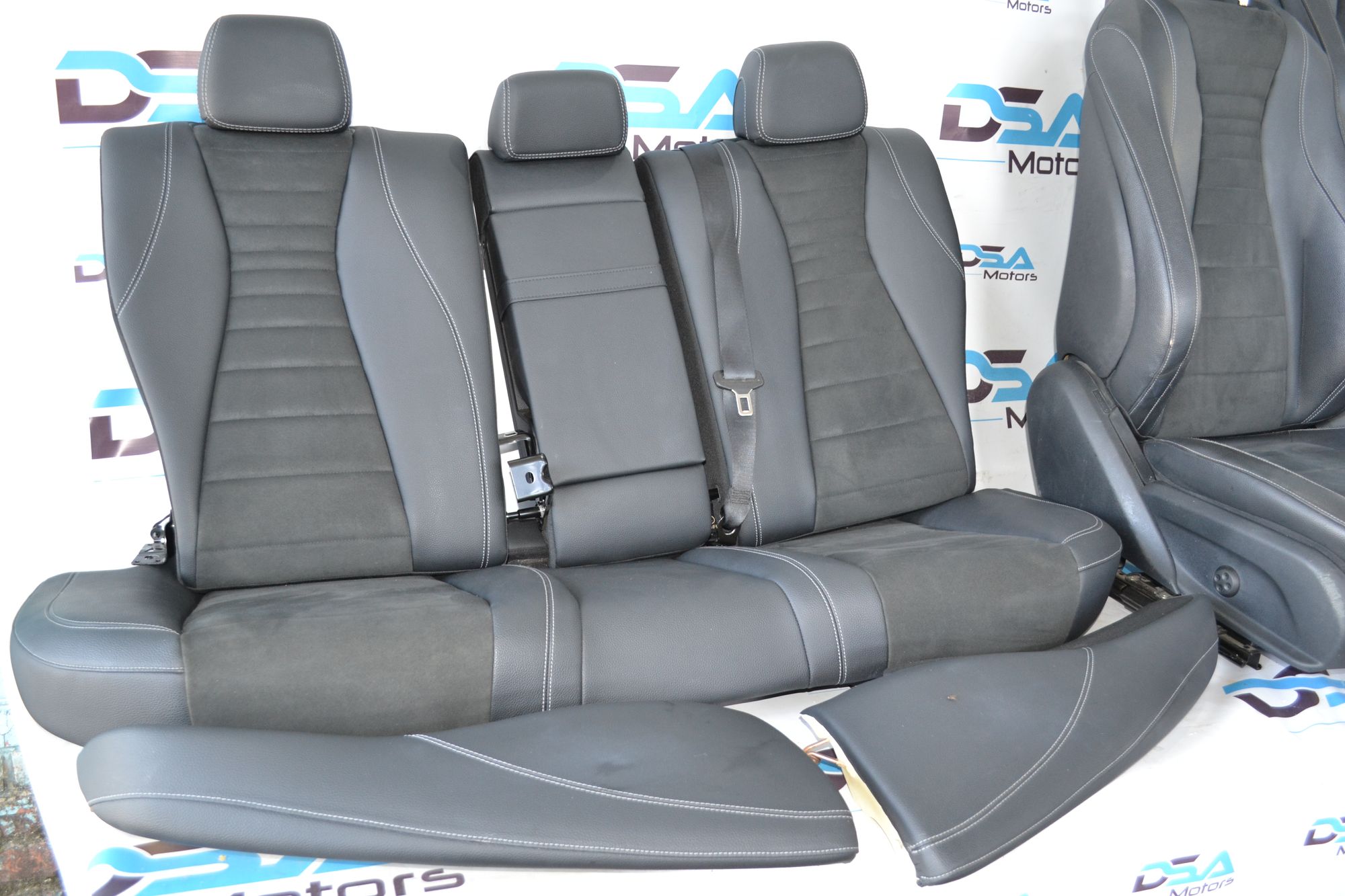 https://ycs.partsauto.market/partsauto-images/thmbs/userImages/b7628e092085f1f91467af1afb6e7630/part/3cff1c9a-4053-47a8-a7e0-786e7e169da7_1783945884782.jpg