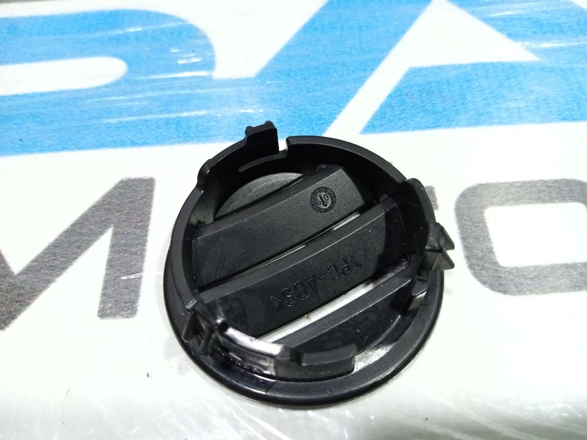 https://ycs.partsauto.market/partsauto-images/thmbs/userImages/b7628e092085f1f91467af1afb6e7630/part/3cffa3dd-39ff-4bbc-a067-1f2be720047a_1749587120155.jpg