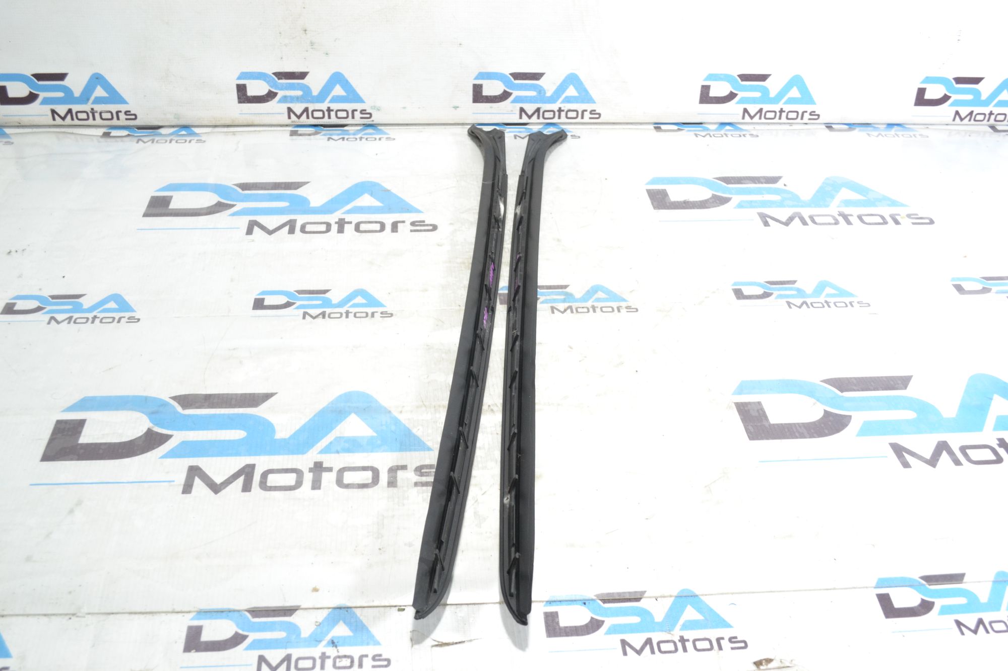 https://ycs.partsauto.market/partsauto-images/thmbs/userImages/b7628e092085f1f91467af1afb6e7630/part/3d208877-c394-4d86-b7d5-245a22180681_1781085424510.jpg