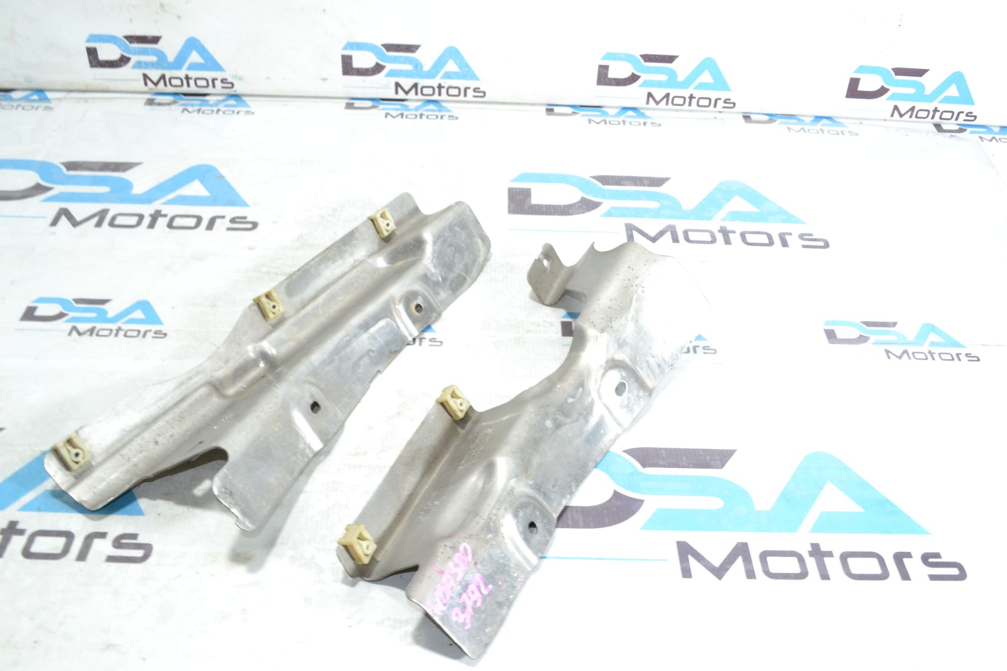 https://ycs.partsauto.market/partsauto-images/thmbs/userImages/b7628e092085f1f91467af1afb6e7630/part/3d28f0c5-fe89-4cff-80b3-16fd57097b9c_1780915959496.jpg