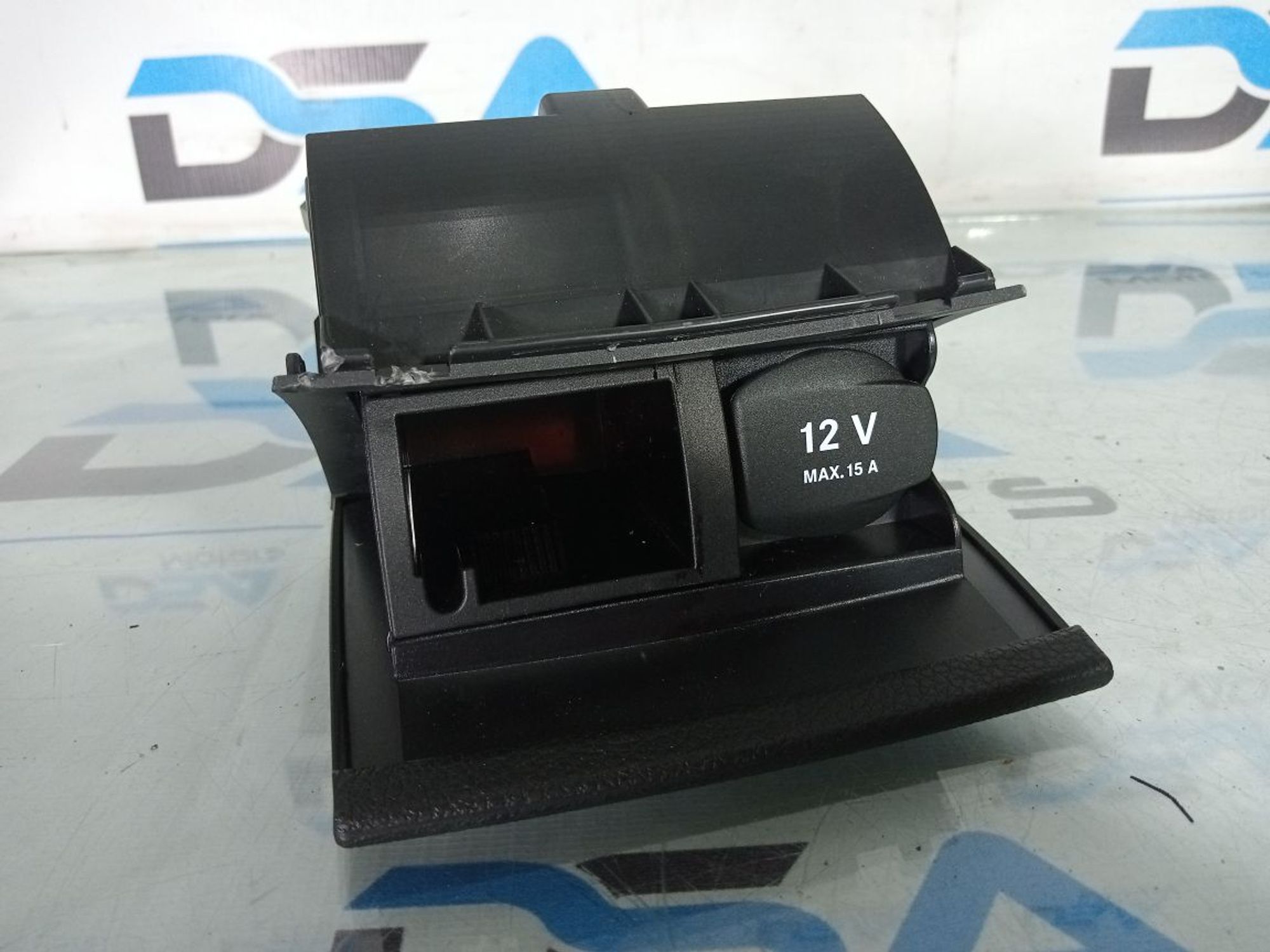 https://ycs.partsauto.market/partsauto-images/thmbs/userImages/b7628e092085f1f91467af1afb6e7630/part/3d7a8564-e31e-4846-b69f-4ff97de5dd54_1733848734958.jpg