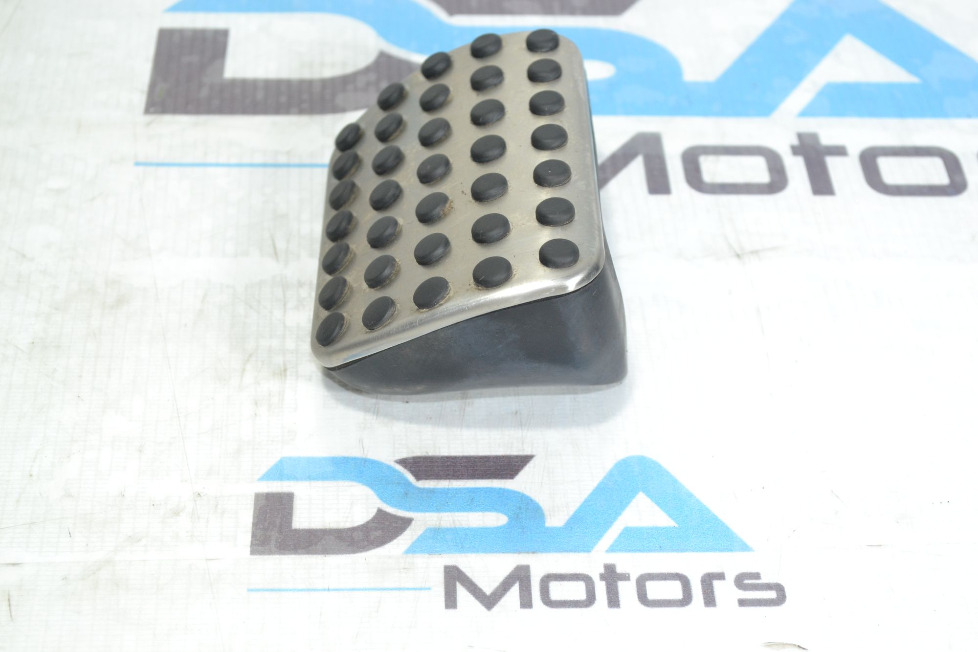 https://ycs.partsauto.market/partsauto-images/thmbs/userImages/b7628e092085f1f91467af1afb6e7630/part/3da276a4-1dba-4c10-a4ea-fb987efc1ee9_1781250648693.jpg