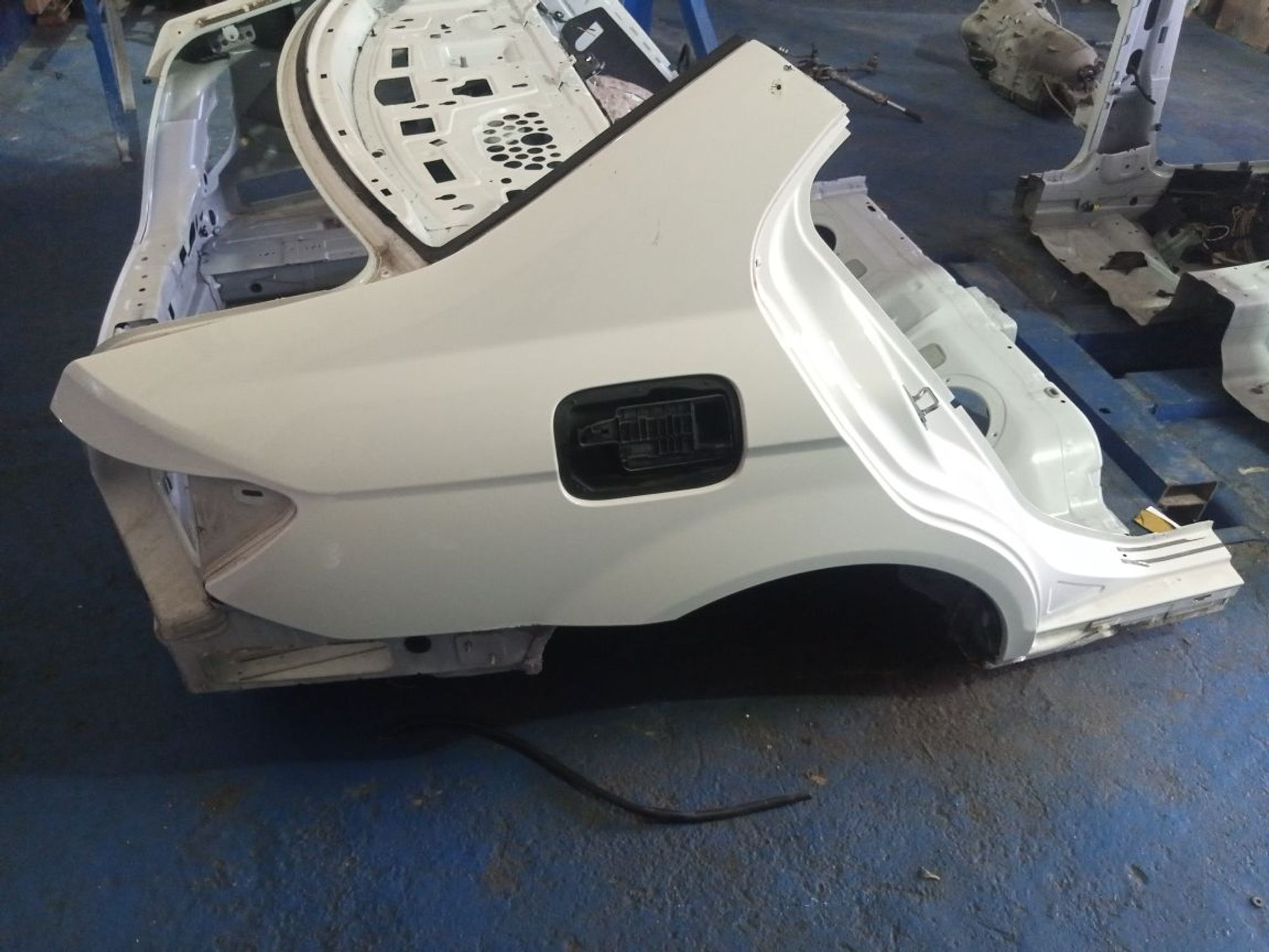 https://ycs.partsauto.market/partsauto-images/thmbs/userImages/b7628e092085f1f91467af1afb6e7630/part/3dbd0043-f1d7-4eea-8c67-1cb03cad1167_1741696977674.jpg