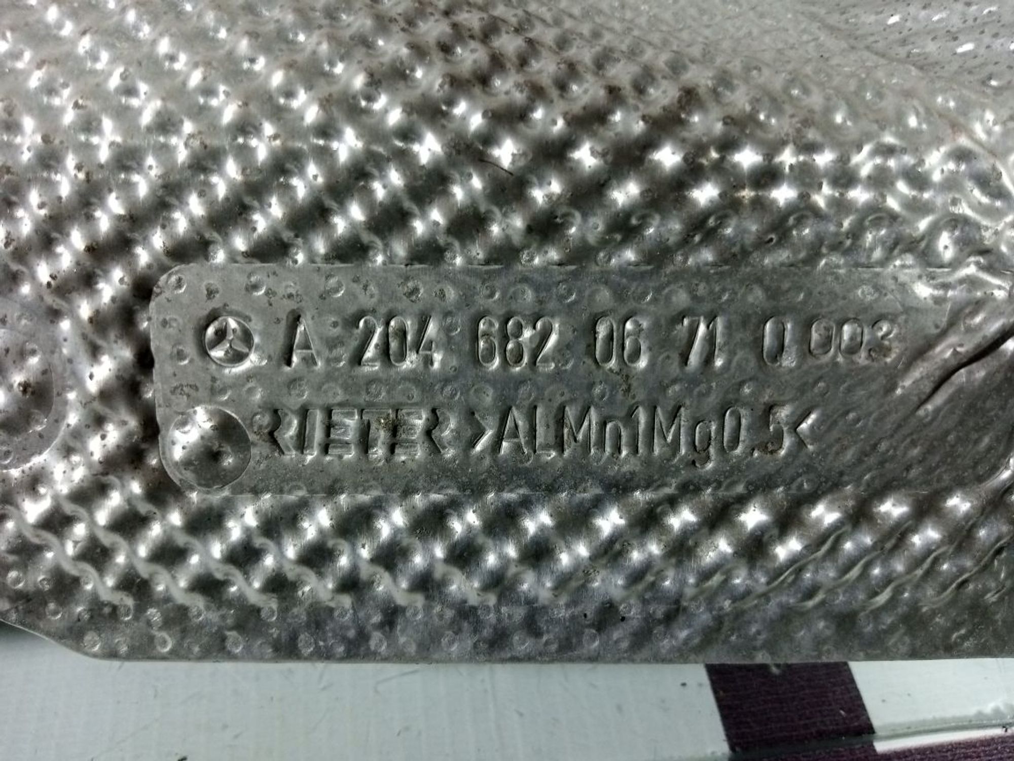 https://ycs.partsauto.market/partsauto-images/thmbs/userImages/b7628e092085f1f91467af1afb6e7630/part/3de67a2b-ed3f-4a9f-9127-b309f11f39b7_1725982151657.jpg
