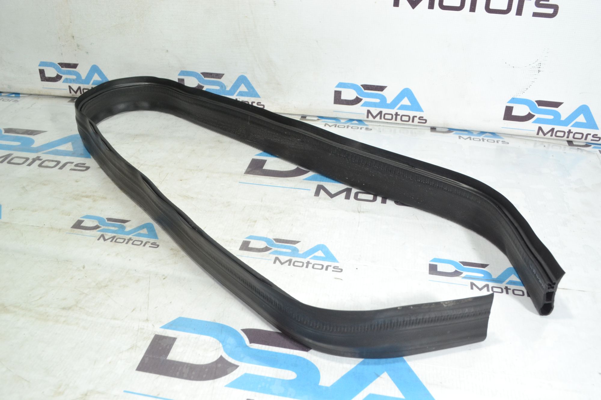 https://ycs.partsauto.market/partsauto-images/thmbs/userImages/b7628e092085f1f91467af1afb6e7630/part/3df3ea87-1041-453e-9f58-b6994900f6a3_1781249280218.jpg
