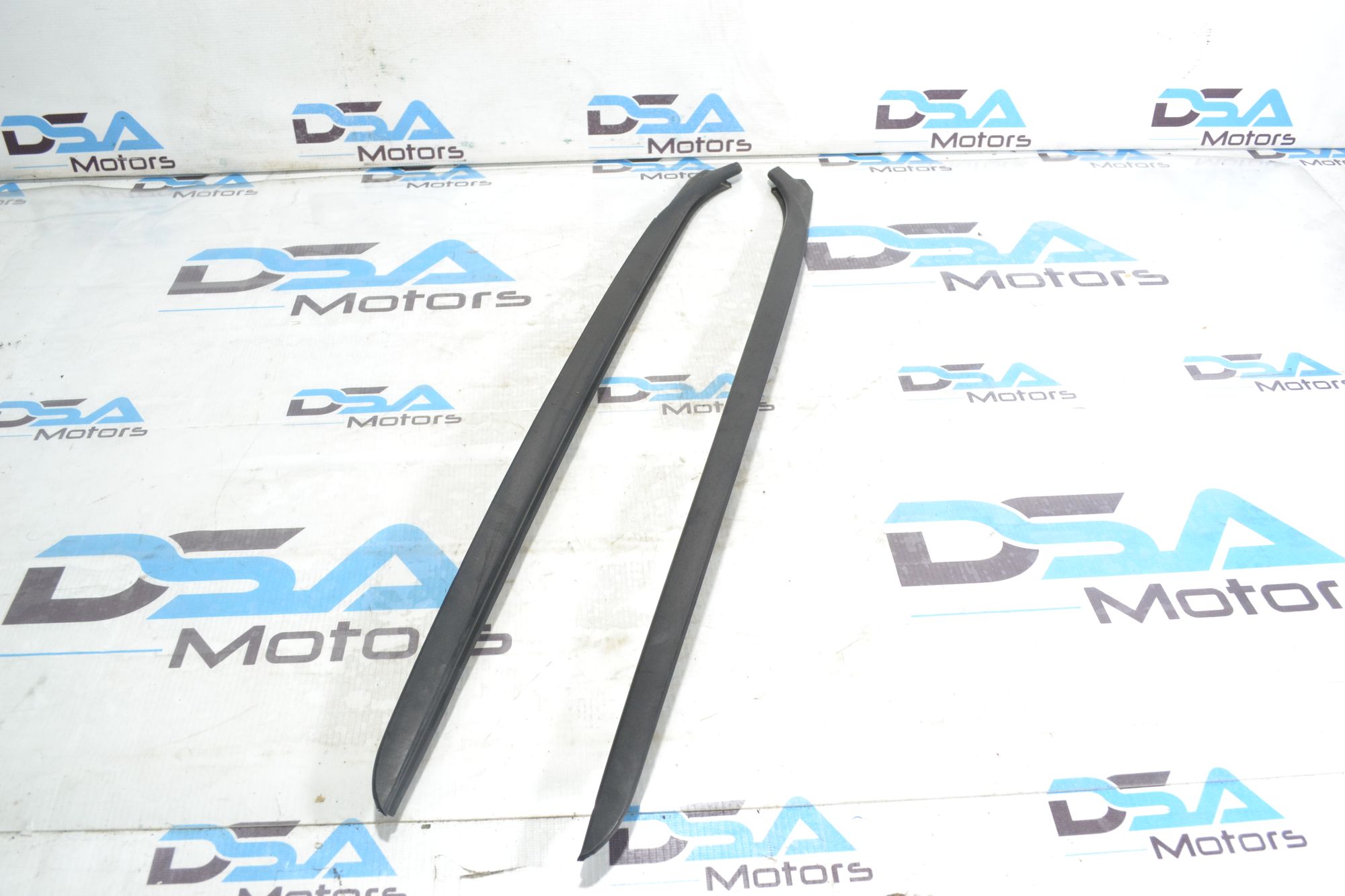 https://ycs.partsauto.market/partsauto-images/thmbs/userImages/b7628e092085f1f91467af1afb6e7630/part/3e63389a-9728-4f81-9126-788a741d741a_1781085425166.jpg