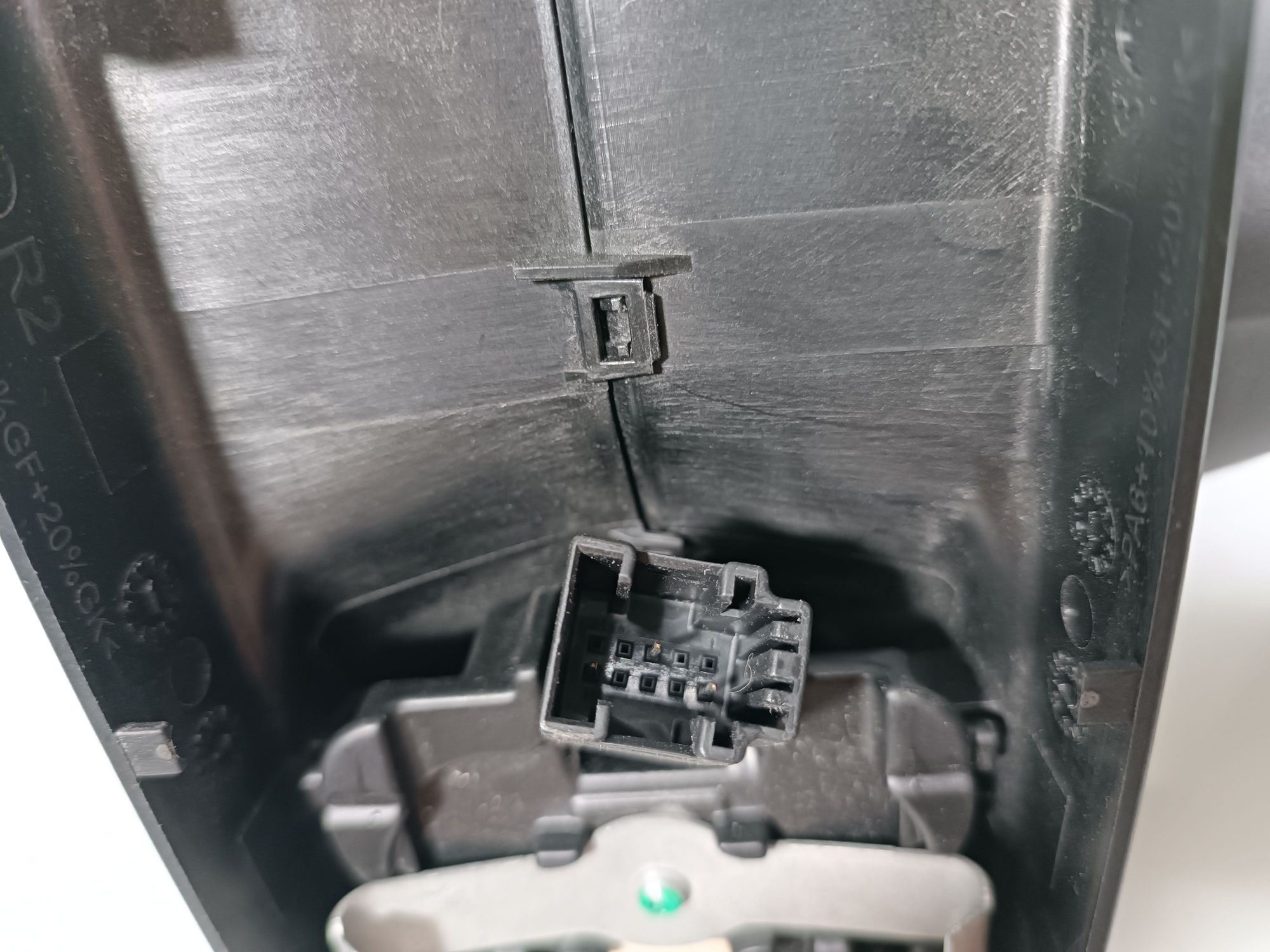 https://ycs.partsauto.market/partsauto-images/thmbs/userImages/b7628e092085f1f91467af1afb6e7630/part/3eb7a416-04f7-46a7-8bf8-5d9f26ce7d30_1704809896213.jpg
