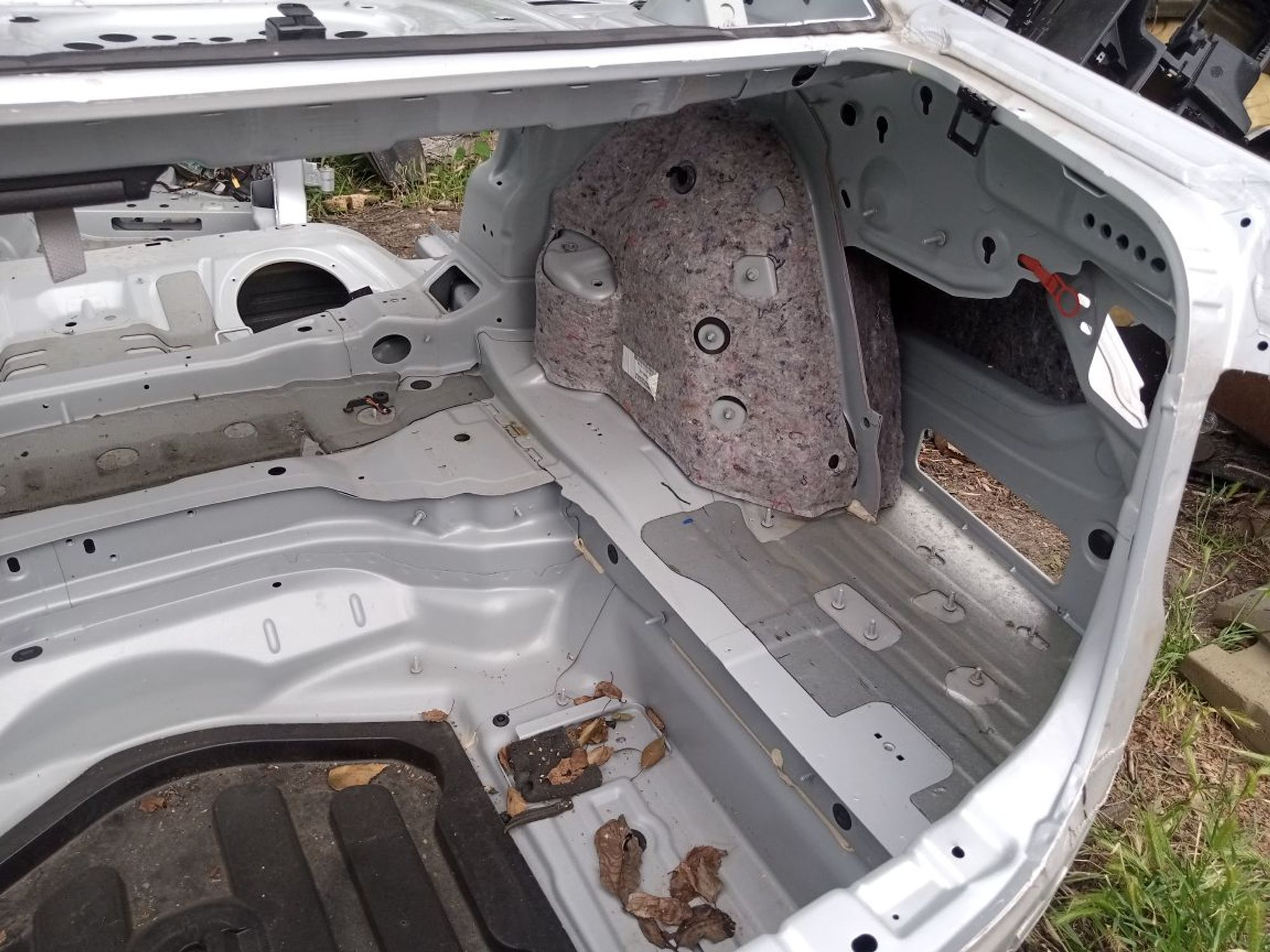 https://ycs.partsauto.market/partsauto-images/thmbs/userImages/b7628e092085f1f91467af1afb6e7630/part/3eeaecdd-53cd-44de-928a-30245f324099_1750854300566.jpg