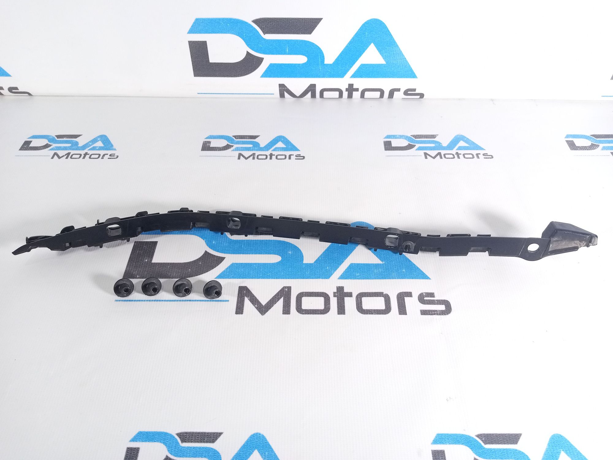https://ycs.partsauto.market/partsauto-images/thmbs/userImages/b7628e092085f1f91467af1afb6e7630/part/3f94714a-f86b-4288-9c86-a58912ad0e5f_1712819195823.jpg