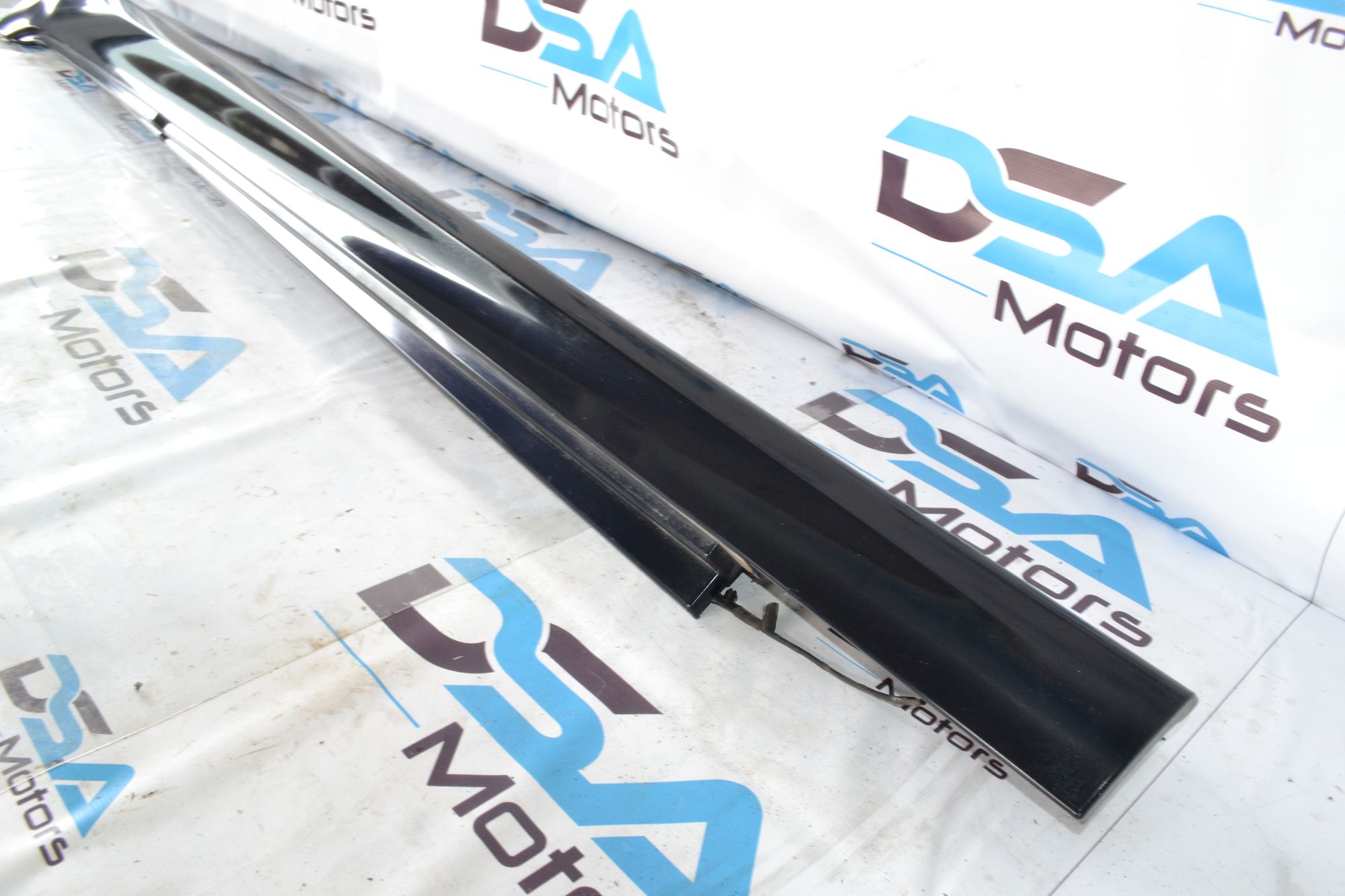 https://ycs.partsauto.market/partsauto-images/thmbs/userImages/b7628e092085f1f91467af1afb6e7630/part/3fa69e53-8835-46b7-b755-bb8f9337c48e_1780990024248.jpg
