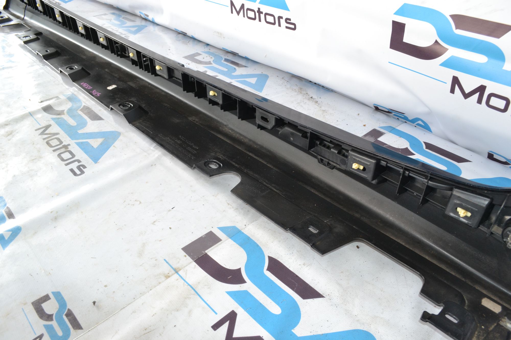 https://ycs.partsauto.market/partsauto-images/thmbs/userImages/b7628e092085f1f91467af1afb6e7630/part/3fe82caa-4627-4b0f-ac2b-9ab2a544ab90_1780989647542.jpg
