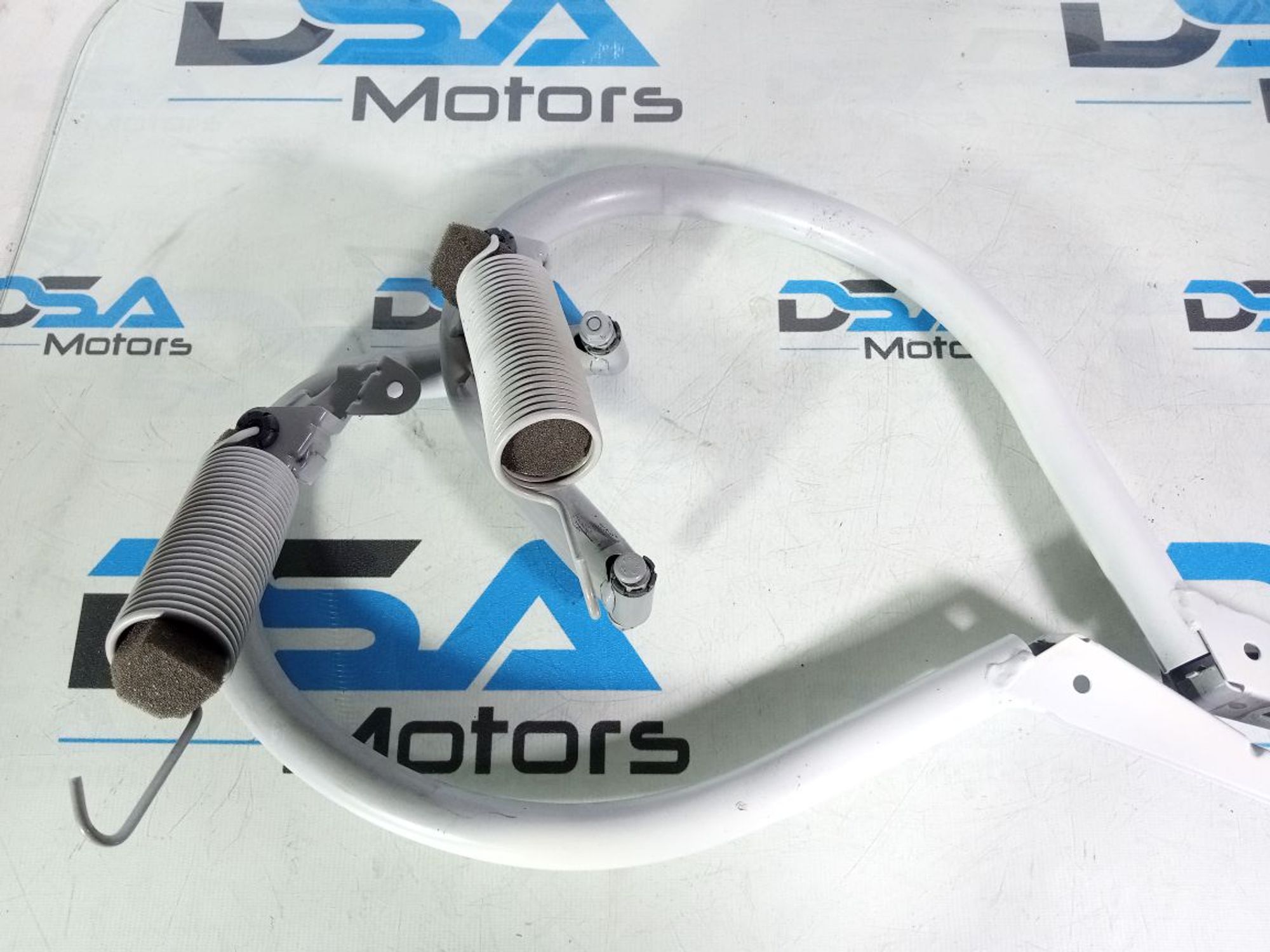 https://ycs.partsauto.market/partsauto-images/thmbs/userImages/b7628e092085f1f91467af1afb6e7630/part/4005bd8a-64fa-4db6-88e6-6e6259b8aae9_1741685082442.jpg