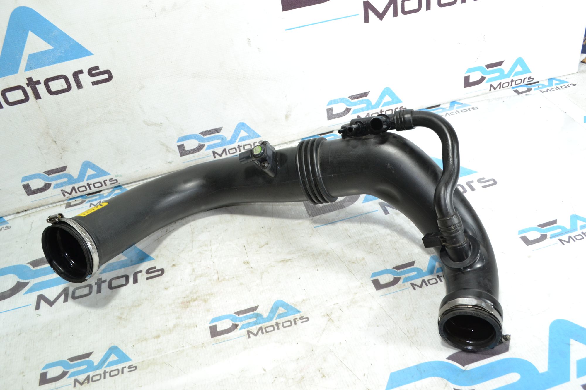 https://ycs.partsauto.market/partsauto-images/thmbs/userImages/b7628e092085f1f91467af1afb6e7630/part/400d0d47-6222-4f2b-a026-9086e8bd3d6c_1783407127157.jpg