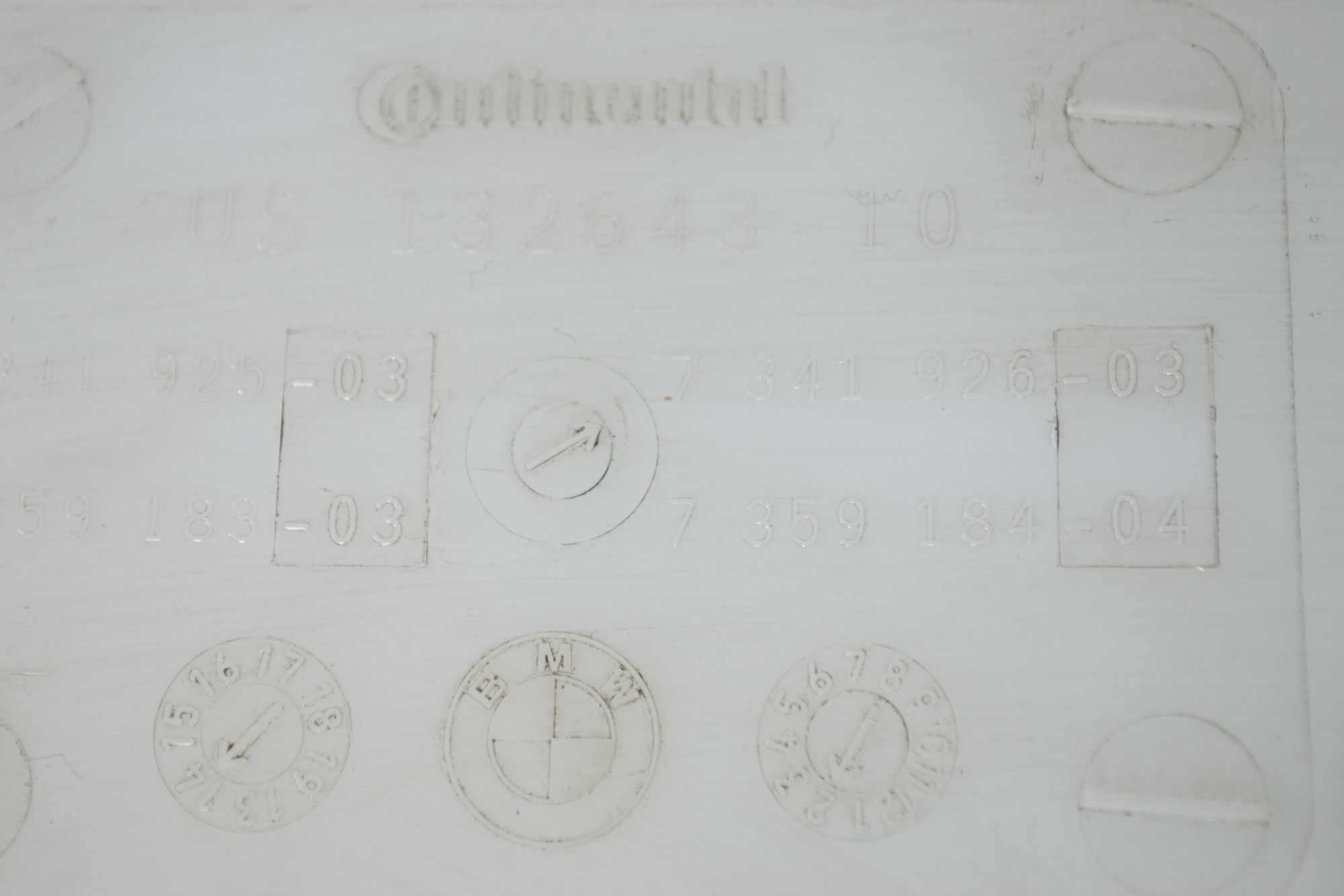 https://ycs.partsauto.market/partsauto-images/thmbs/userImages/b7628e092085f1f91467af1afb6e7630/part/401077e8-0c1c-434d-a020-c03224b7fb8a_1781262469730.jpg