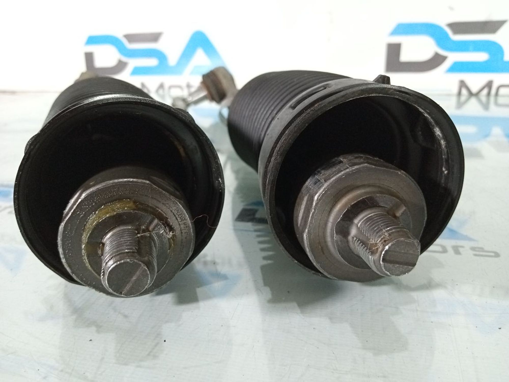 https://ycs.partsauto.market/partsauto-images/thmbs/userImages/b7628e092085f1f91467af1afb6e7630/part/4058005a-f214-4d03-b373-1c6c345b838e_1730908502167.jpg