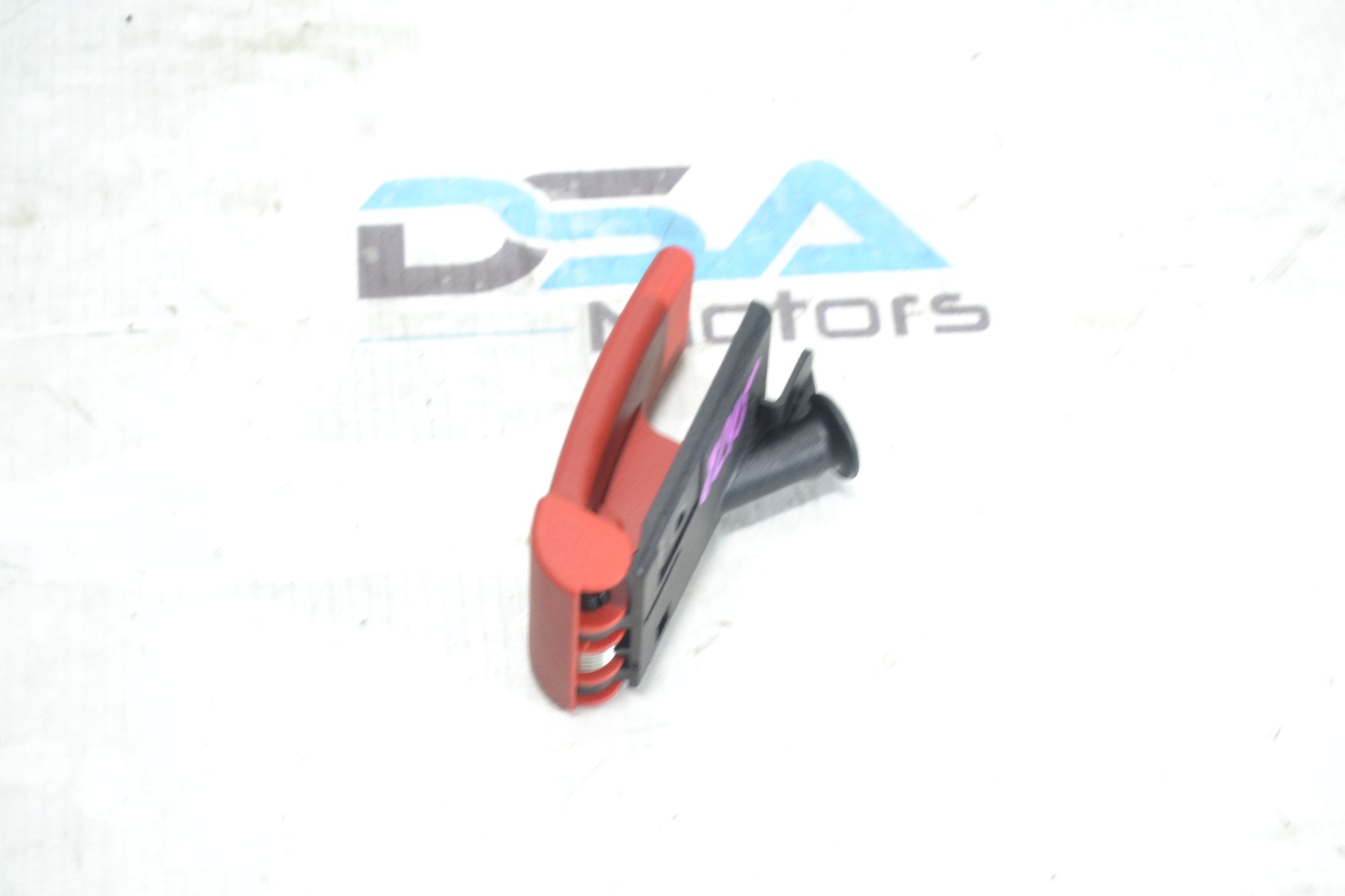 https://ycs.partsauto.market/partsauto-images/thmbs/userImages/b7628e092085f1f91467af1afb6e7630/part/40e2db1f-a69d-4d17-a8da-cf6f49e901e3_1781088255995.jpg