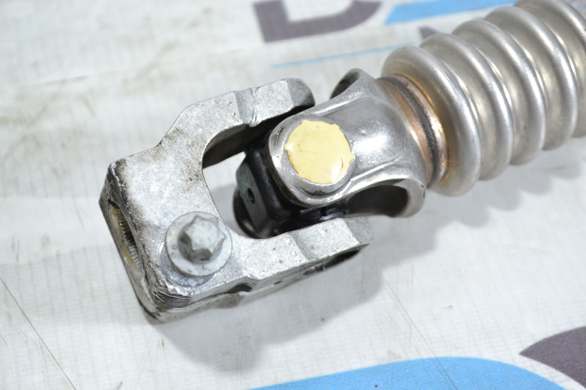 https://ycs.partsauto.market/partsauto-images/thmbs/userImages/b7628e092085f1f91467af1afb6e7630/part/40fef525-7542-48e5-8907-ae8e23318946_1781500925596.jpg