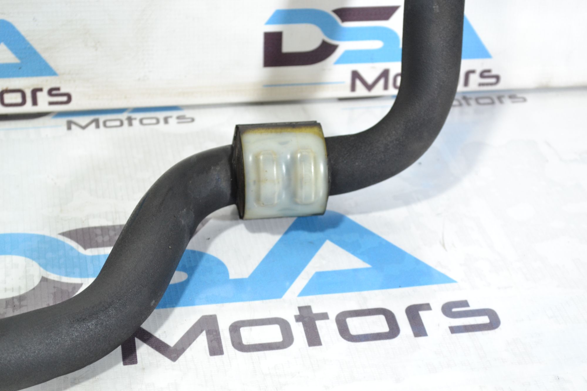https://ycs.partsauto.market/partsauto-images/thmbs/userImages/b7628e092085f1f91467af1afb6e7630/part/4100d548-d581-4d5b-9b73-a936eaf2f0cf_1779362280789.jpg