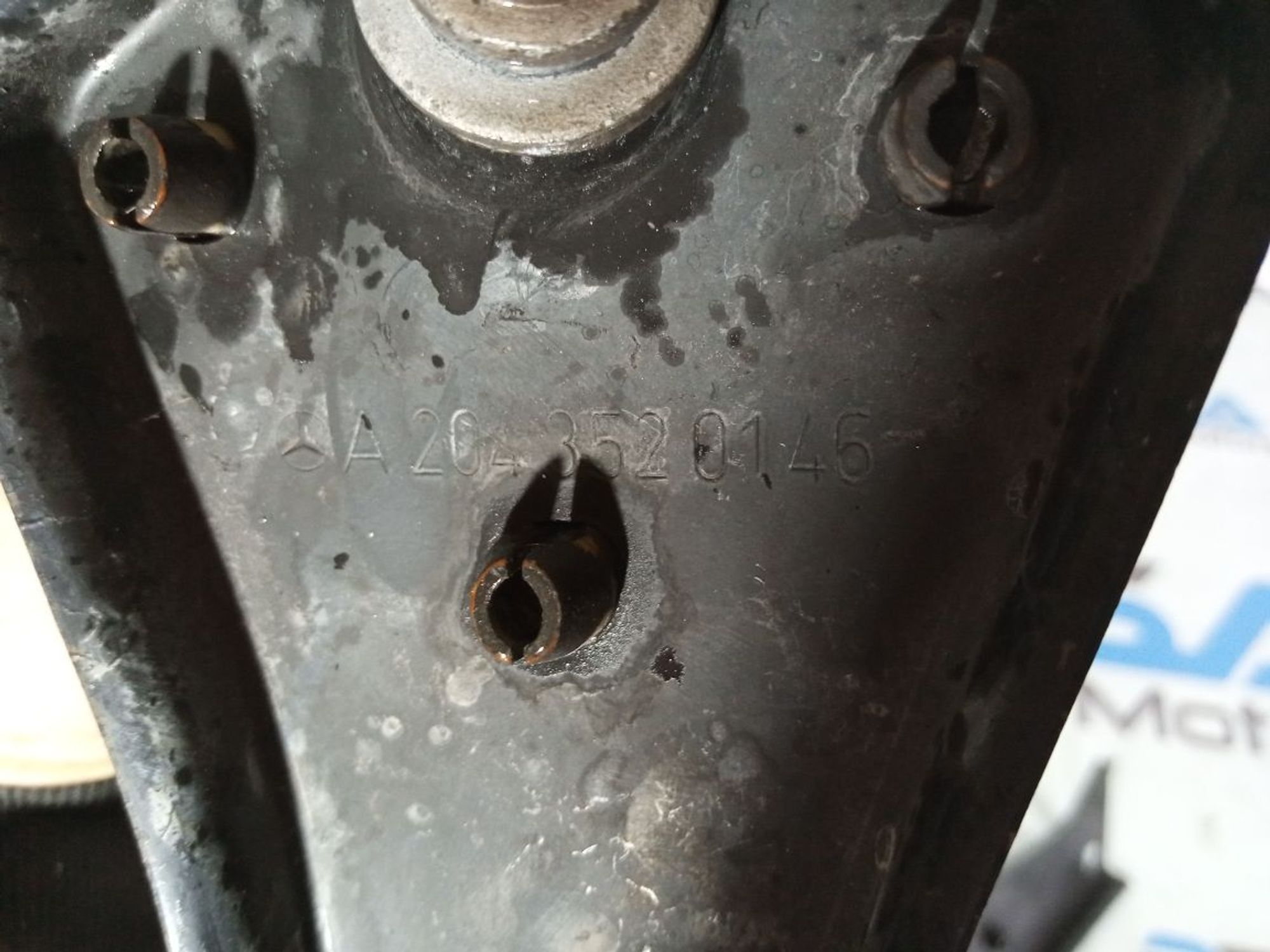 https://ycs.partsauto.market/partsauto-images/thmbs/userImages/b7628e092085f1f91467af1afb6e7630/part/4138fb92-909c-4661-84f5-c4bd746323a5_1739185519126.jpg