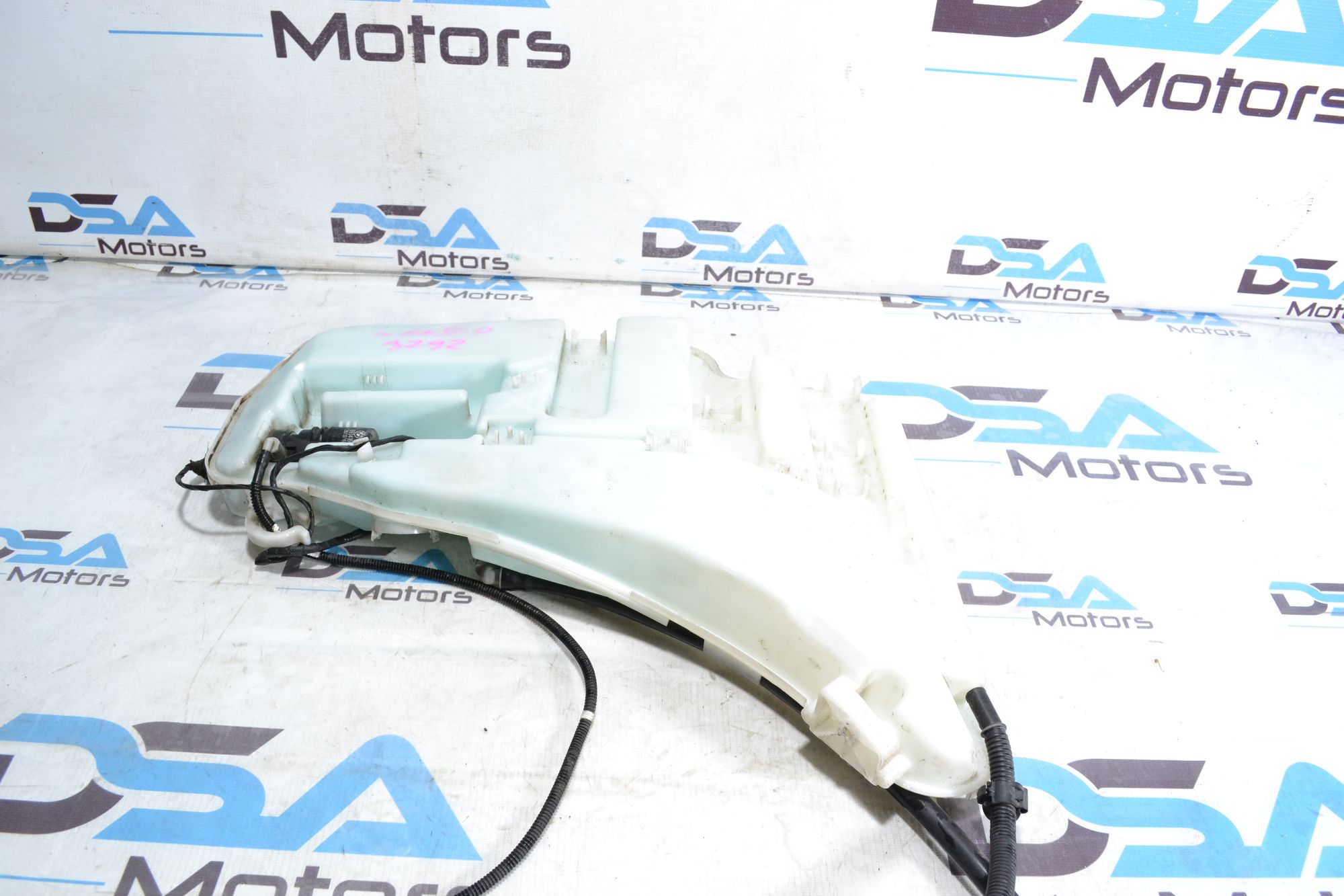 https://ycs.partsauto.market/partsauto-images/thmbs/userImages/b7628e092085f1f91467af1afb6e7630/part/413f037a-0753-4c3d-8324-f39d3021b34e_1782109708986.jpg