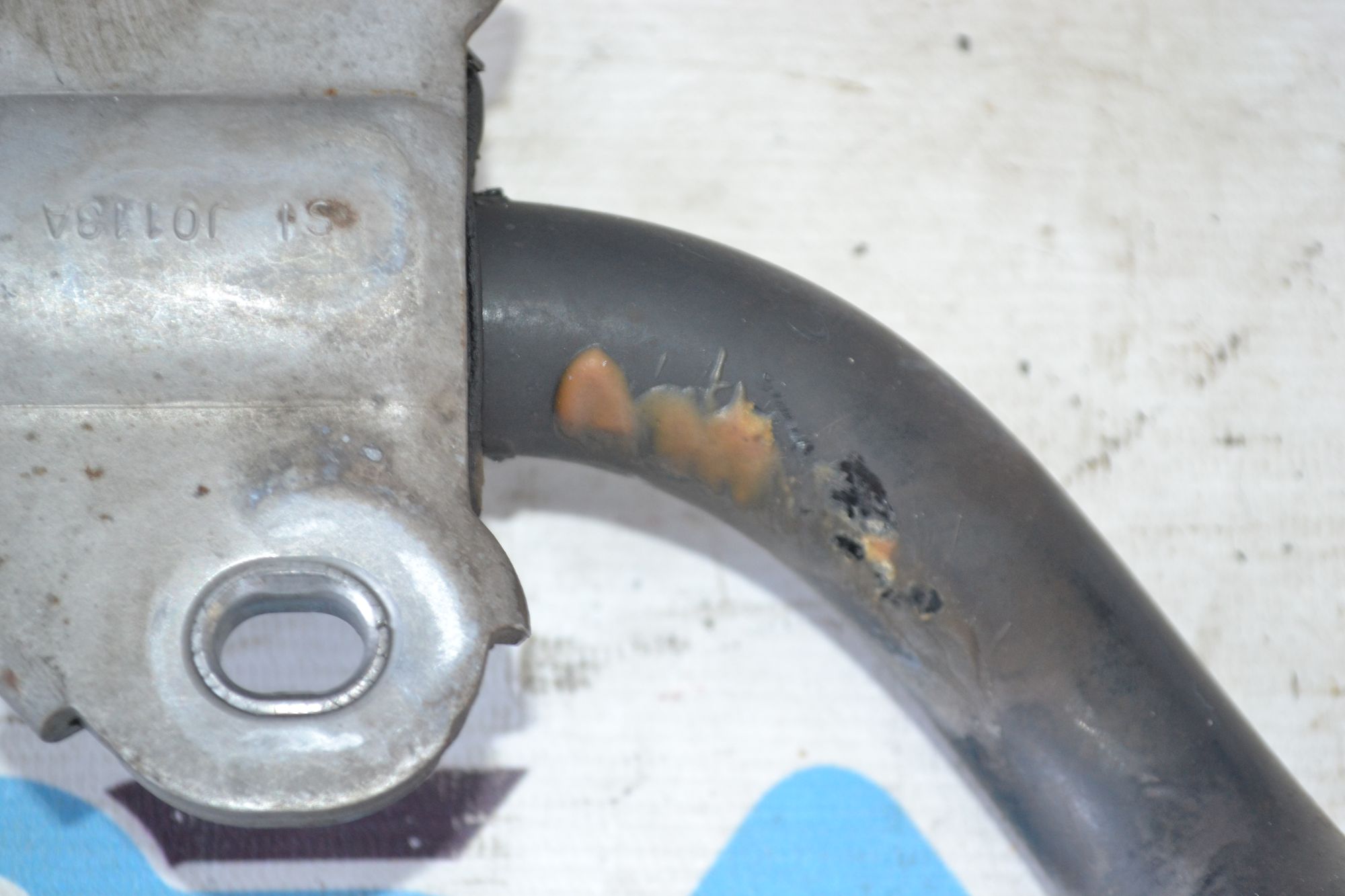 https://ycs.partsauto.market/partsauto-images/thmbs/userImages/b7628e092085f1f91467af1afb6e7630/part/416645ff-4da4-4db7-a8c8-75a5791592d4_1785324639872.jpg