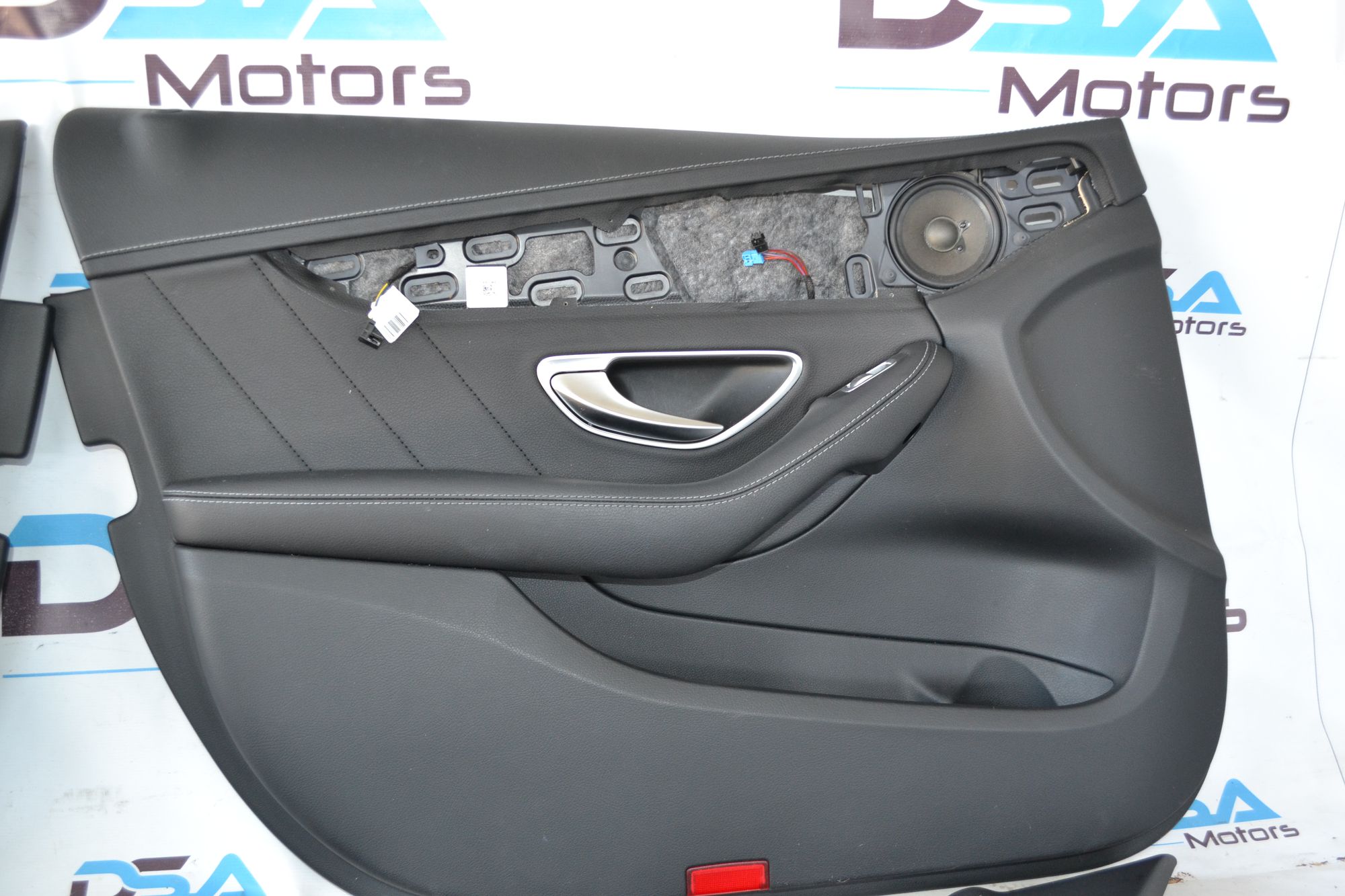 https://ycs.partsauto.market/partsauto-images/thmbs/userImages/b7628e092085f1f91467af1afb6e7630/part/41d7ae86-ec8e-463b-86b2-7b05a5df89ac_1783946322292.jpg