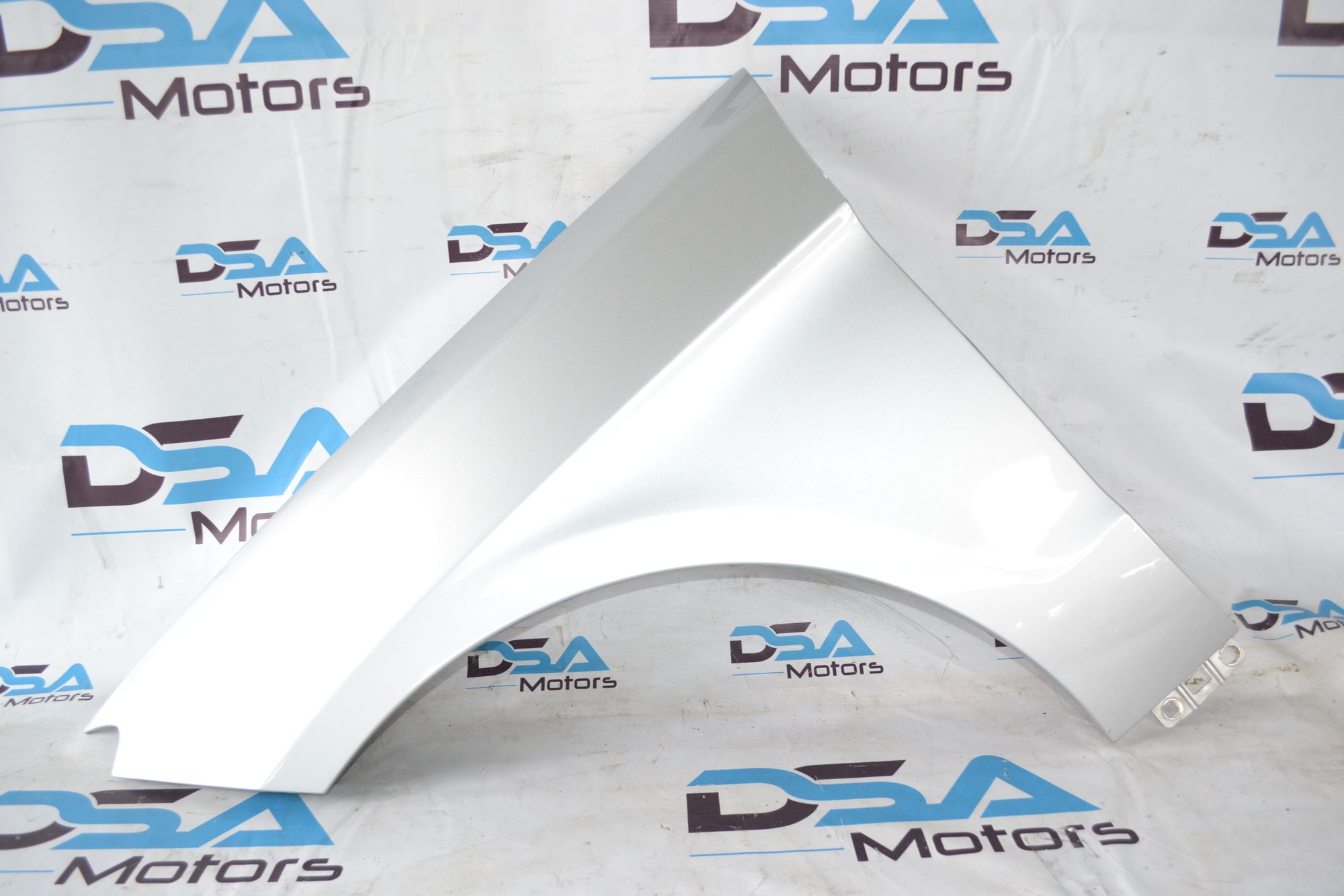 https://ycs.partsauto.market/partsauto-images/thmbs/userImages/b7628e092085f1f91467af1afb6e7630/part/42205e0e-f775-49aa-b199-2de3baa9faaf_1784112154905.jpg