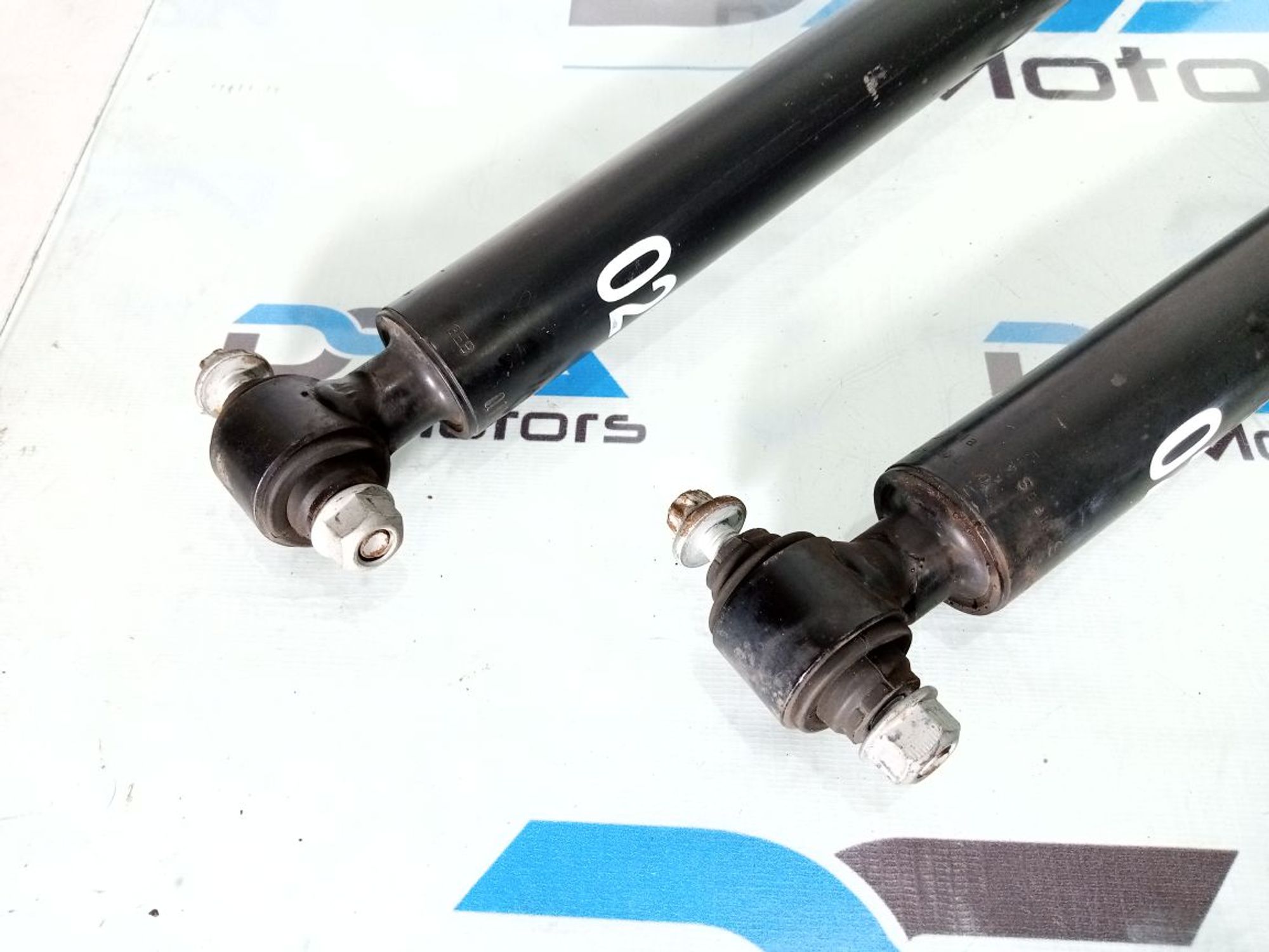 https://ycs.partsauto.market/partsauto-images/thmbs/userImages/b7628e092085f1f91467af1afb6e7630/part/42426e1a-5330-4e34-ab21-59e28c6d7e1c_1733655705915.jpg