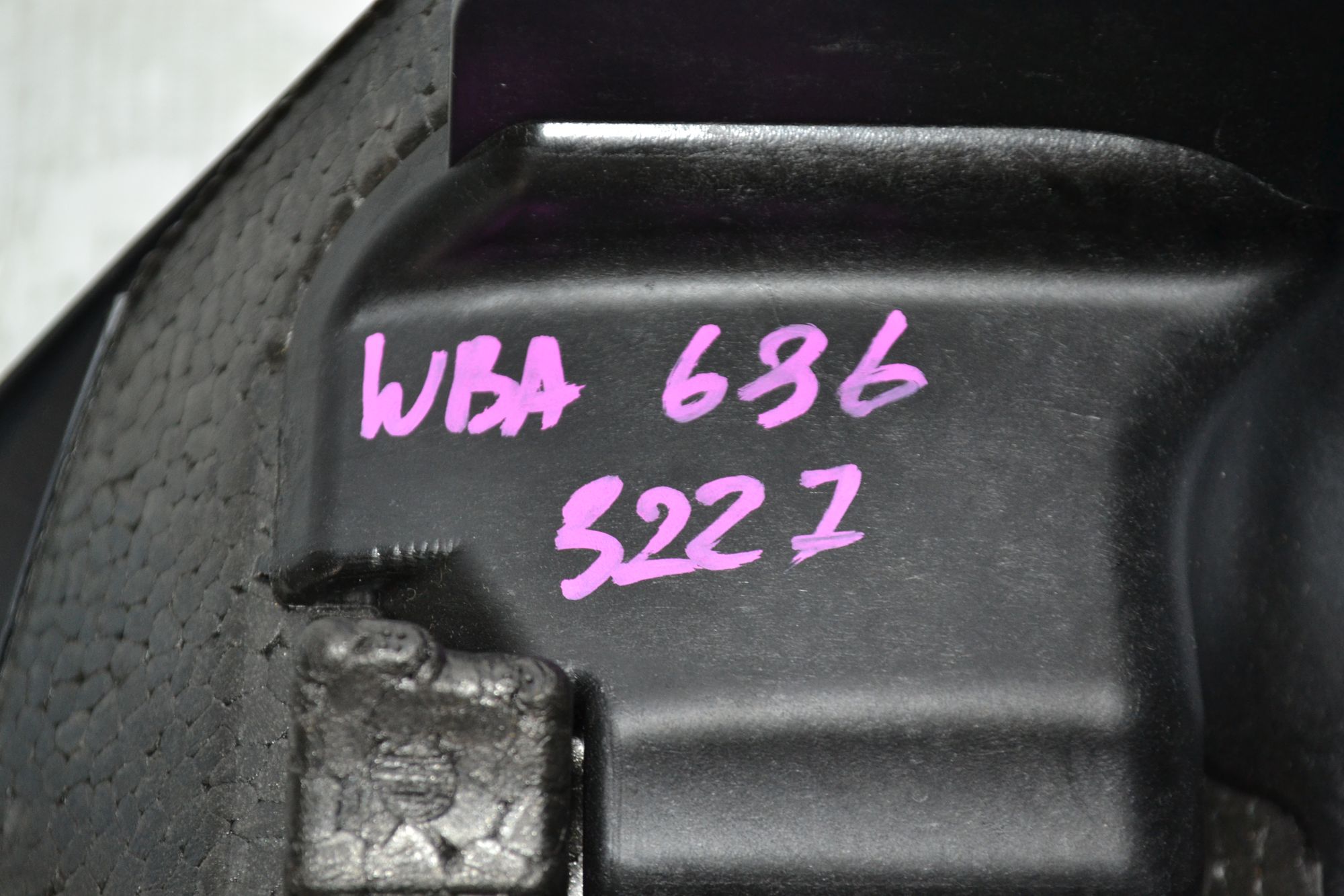 https://ycs.partsauto.market/partsauto-images/thmbs/userImages/b7628e092085f1f91467af1afb6e7630/part/42800100-f403-48cd-bbb1-8cf0a862ff4a_1780638842293.jpg