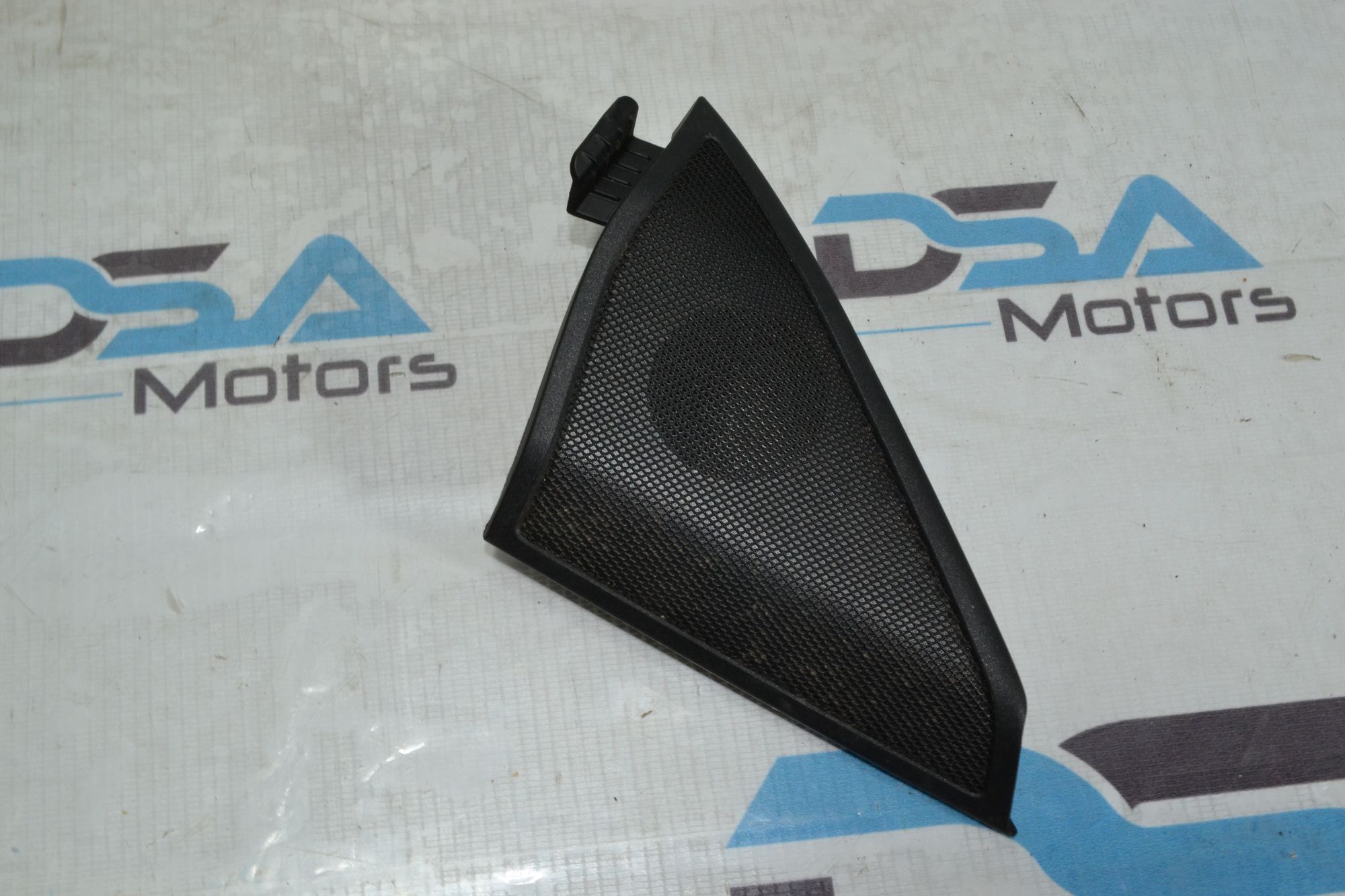 https://ycs.partsauto.market/partsauto-images/thmbs/userImages/b7628e092085f1f91467af1afb6e7630/part/42842b93-621d-4aff-ace3-9e378543f62e_1779891141112.jpg