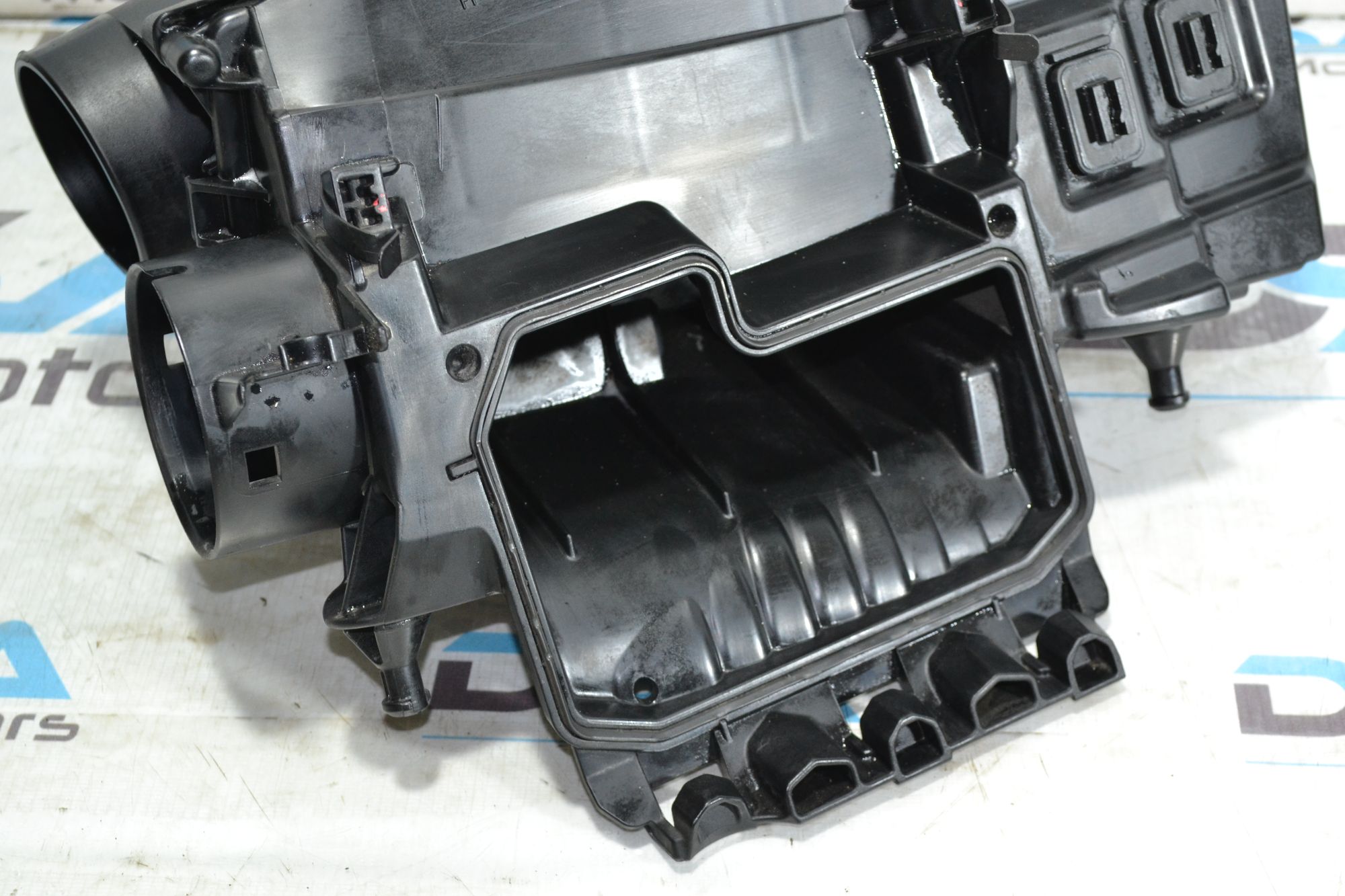 Корпус воздушного фильтра Mercedes W204/W212 M271 из Японии, 900 рублей, Кореновск