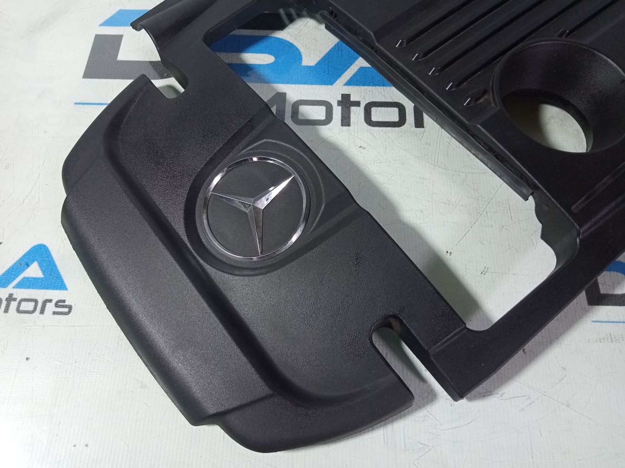 https://ycs.partsauto.market/partsauto-images/thmbs/userImages/b7628e092085f1f91467af1afb6e7630/part/42fc7095-a3f3-4198-b064-0bda74e1a255_1742558513545.jpg