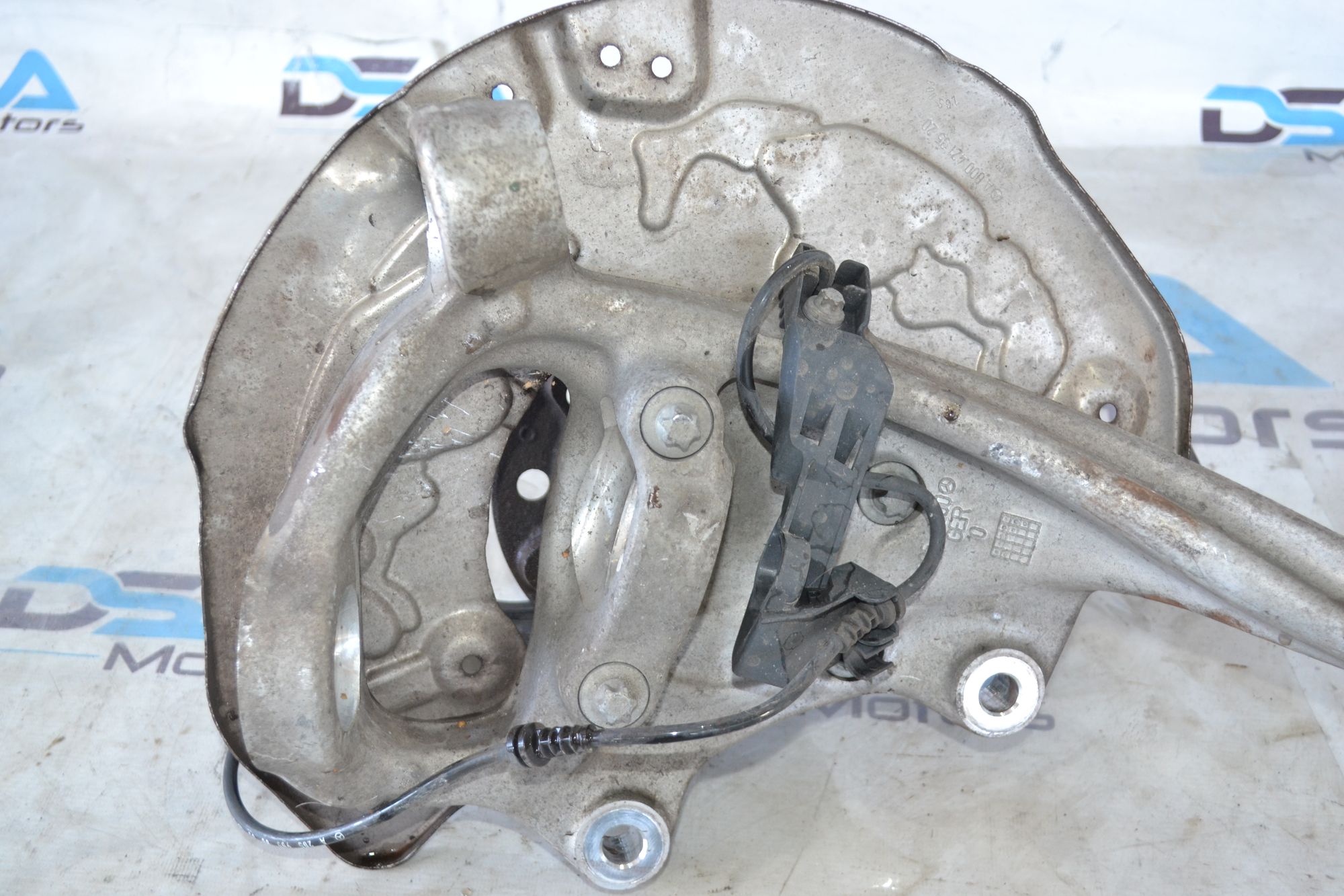 https://ycs.partsauto.market/partsauto-images/thmbs/userImages/b7628e092085f1f91467af1afb6e7630/part/4403b8a4-4423-4bb0-9448-1c1ac7de7089_1785408531871.jpg