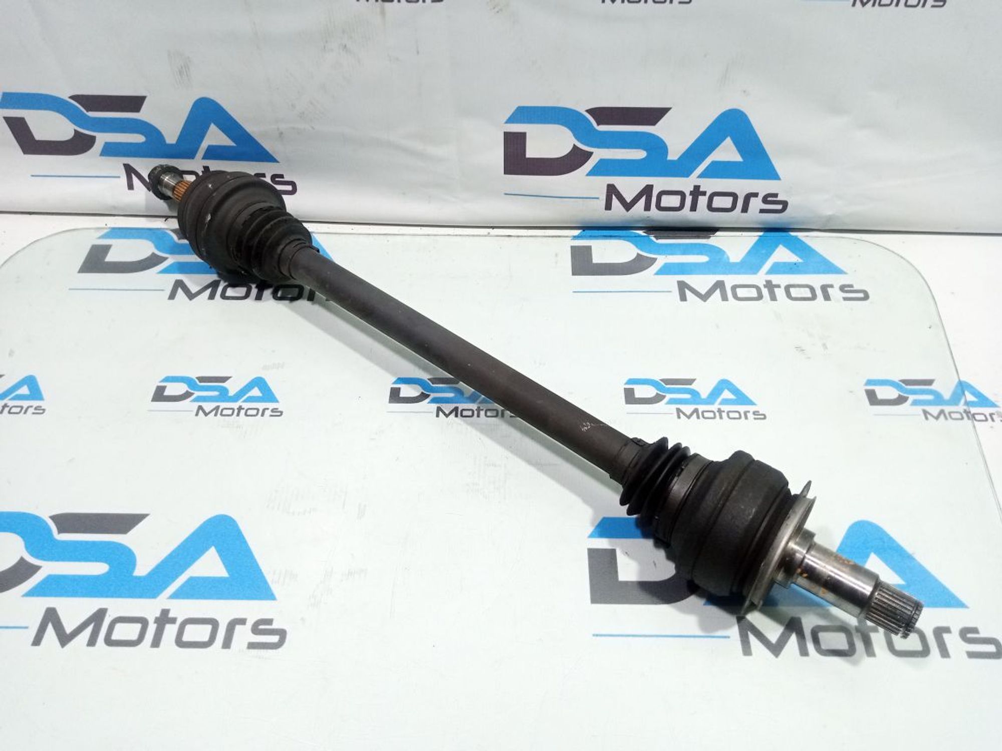 https://ycs.partsauto.market/partsauto-images/thmbs/userImages/b7628e092085f1f91467af1afb6e7630/part/442c5f07-9403-463e-813f-59897c6e16a4_1747897502983.jpg