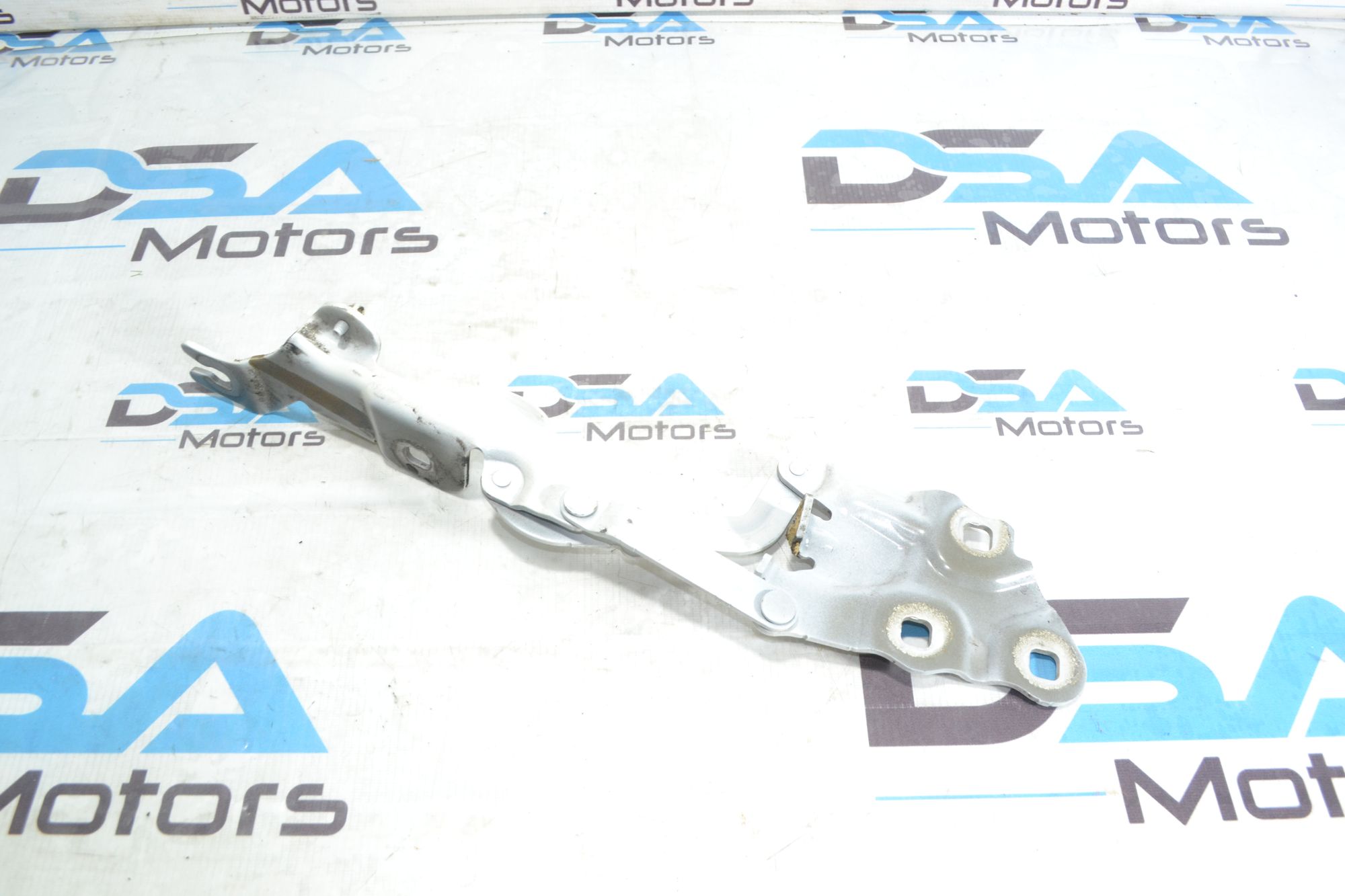 https://ycs.partsauto.market/partsauto-images/thmbs/userImages/b7628e092085f1f91467af1afb6e7630/part/444f8c10-2fb6-4d79-858c-ab85cdd16756_1781172168260.jpg