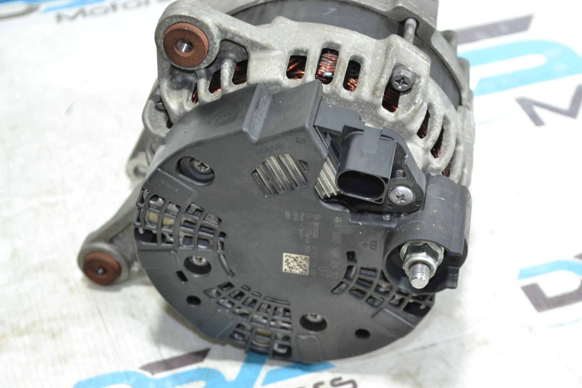 https://ycs.partsauto.market/partsauto-images/thmbs/userImages/b7628e092085f1f91467af1afb6e7630/part/445658da-b538-49da-95db-6a63fa61fae7_1783508484545.jpg