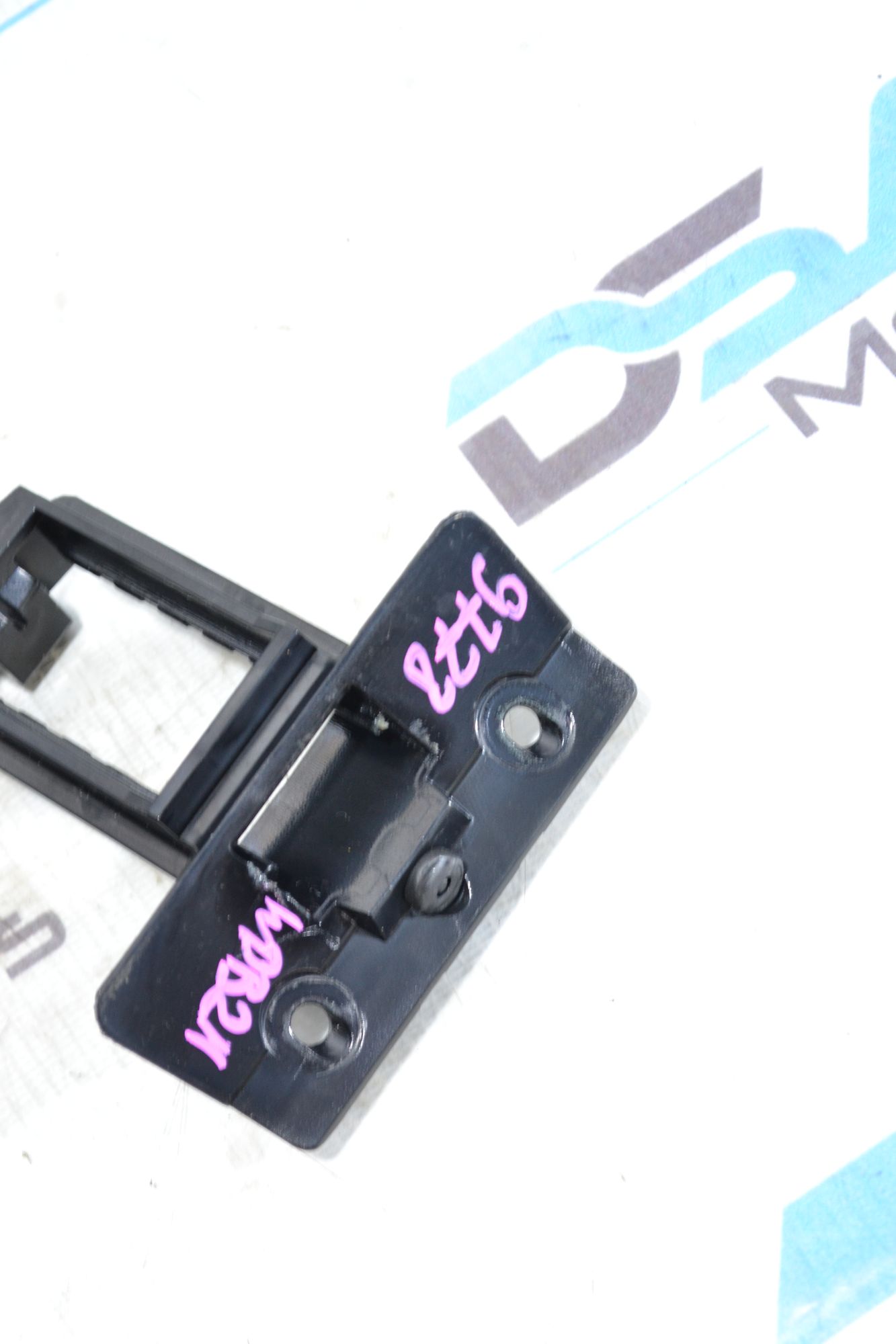 https://ycs.partsauto.market/partsauto-images/thmbs/userImages/b7628e092085f1f91467af1afb6e7630/part/44f253e6-adab-43dc-9838-8032bffbc712_1781591326556.jpg