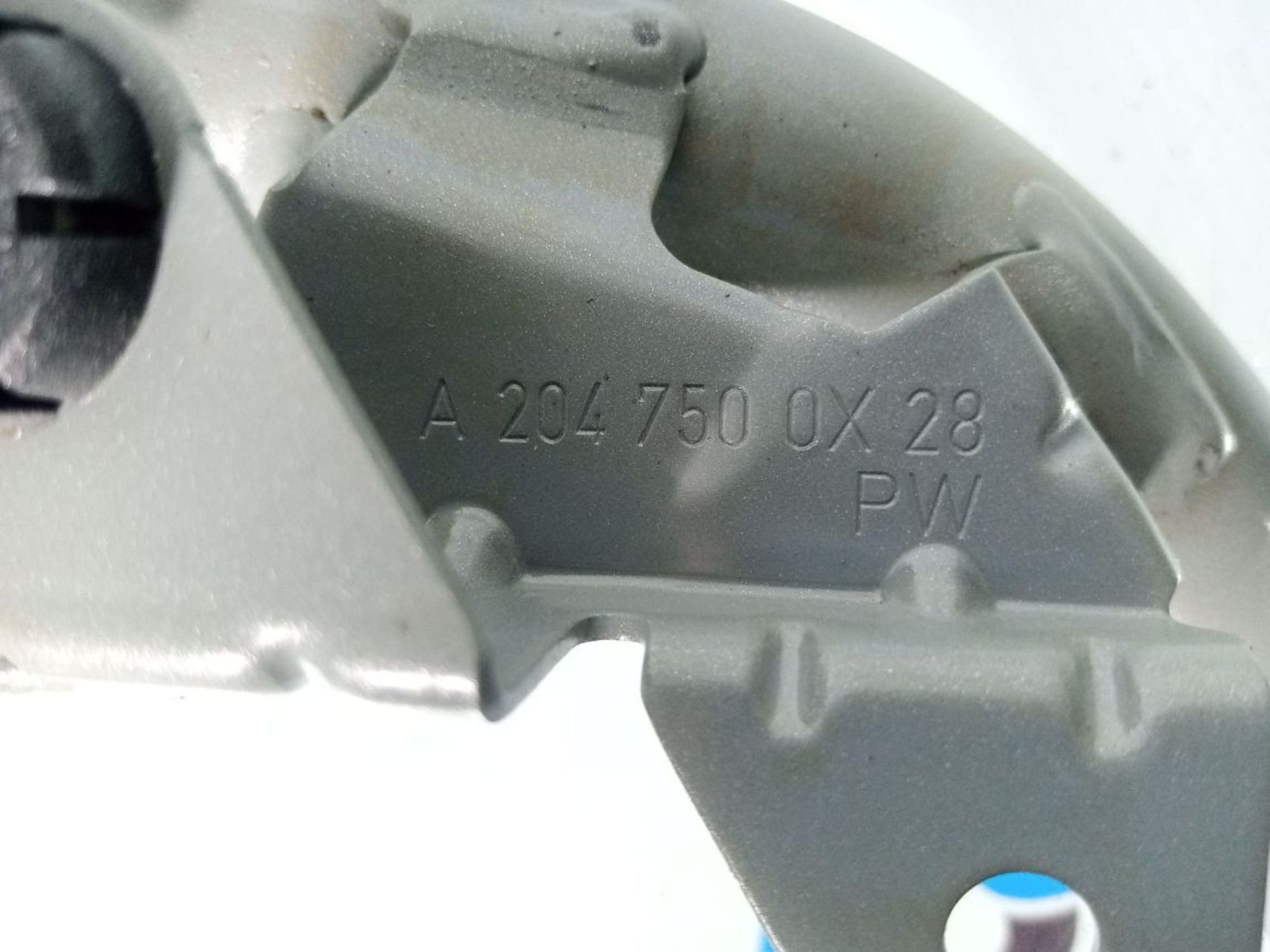https://ycs.partsauto.market/partsauto-images/thmbs/userImages/b7628e092085f1f91467af1afb6e7630/part/45155c1a-bb64-474b-a72e-62db8c86615c_1720691443982.jpg