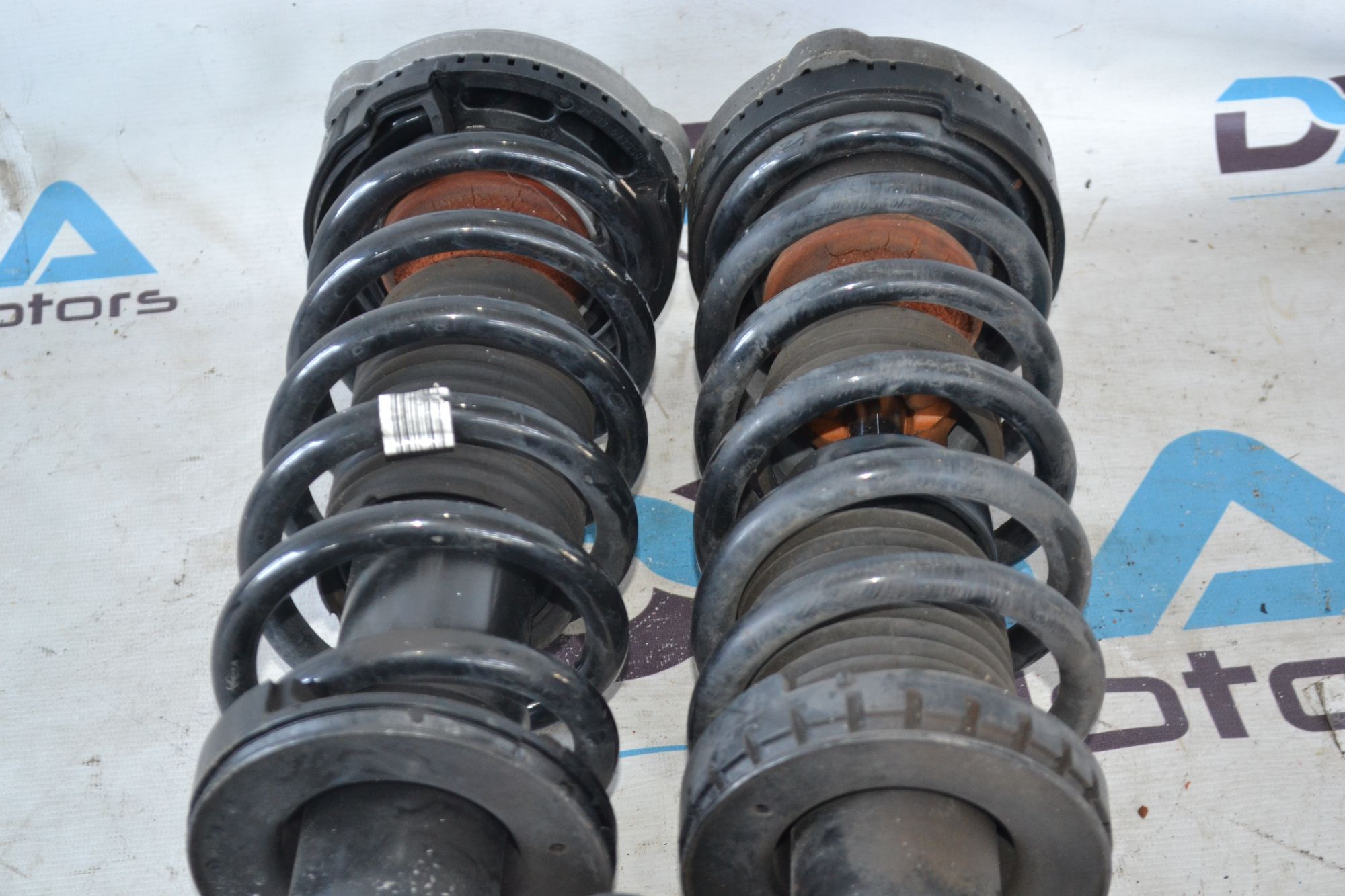 https://ycs.partsauto.market/partsauto-images/thmbs/userImages/b7628e092085f1f91467af1afb6e7630/part/4519ec5b-edf7-40e9-8711-1b8d40eb49a1_1785236367183.jpg