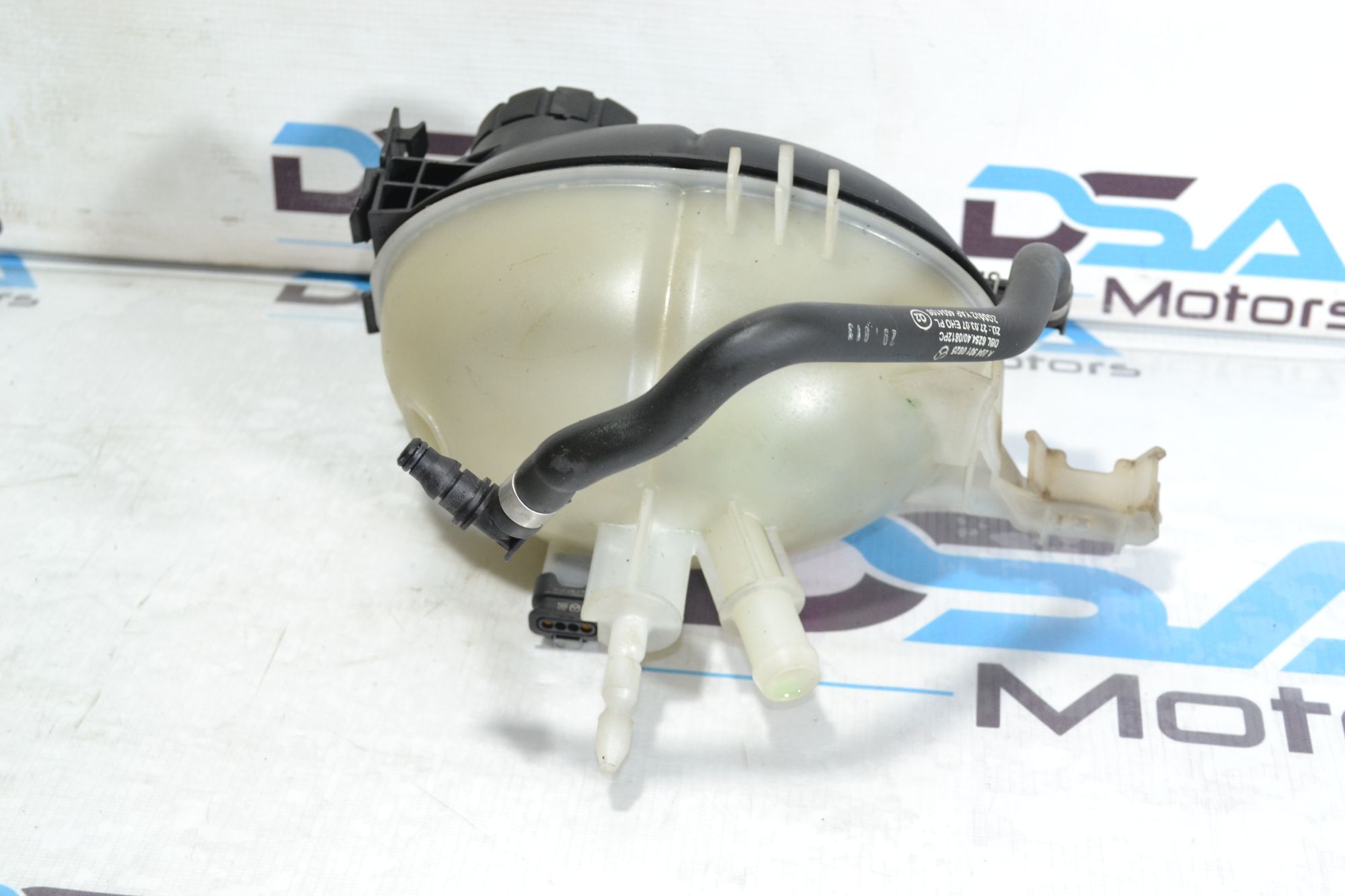 https://ycs.partsauto.market/partsauto-images/thmbs/userImages/b7628e092085f1f91467af1afb6e7630/part/451ecf48-7f06-4505-8caa-9ed32b48cff7_1779795157877.jpg
