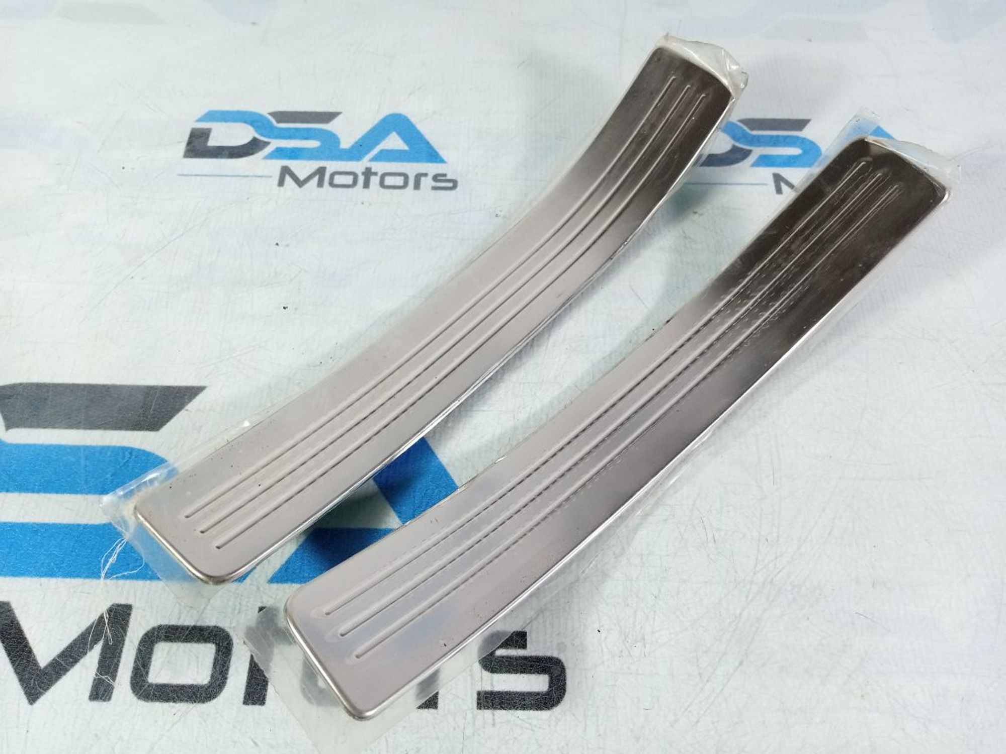 https://ycs.partsauto.market/partsauto-images/thmbs/userImages/b7628e092085f1f91467af1afb6e7630/part/456b87ac-bc1b-4454-b8e9-08d59cfa72d5_1744142236354.jpg