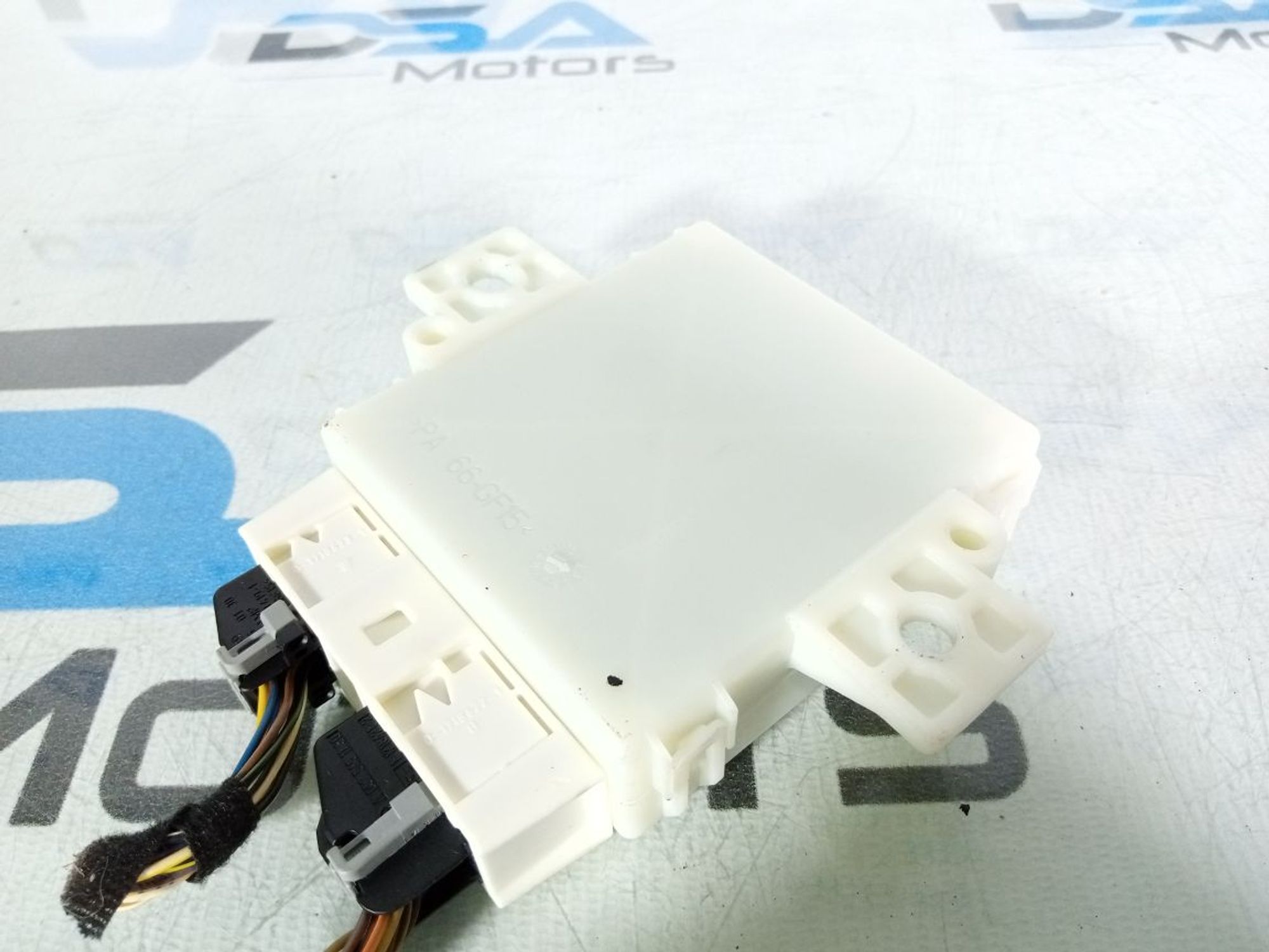 https://ycs.partsauto.market/partsauto-images/thmbs/userImages/b7628e092085f1f91467af1afb6e7630/part/45f06231-28ca-474e-bb6f-8259c2260fb6_1746542941930.jpg