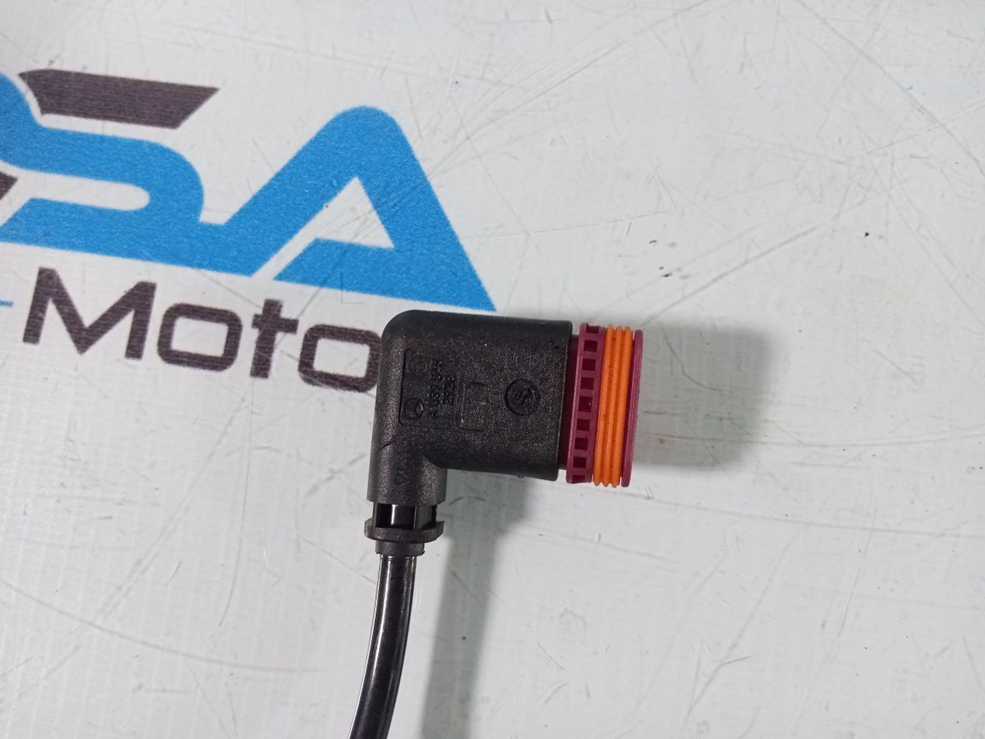 https://ycs.partsauto.market/partsauto-images/thmbs/userImages/b7628e092085f1f91467af1afb6e7630/part/4633b0f4-ba79-474c-a648-f9bdee25780d_1721813288095.jpg