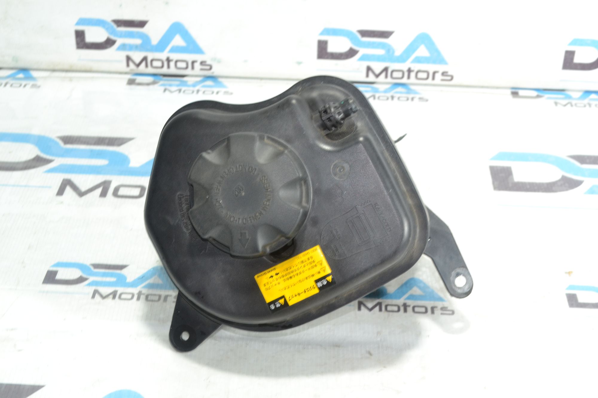 https://ycs.partsauto.market/partsauto-images/thmbs/userImages/b7628e092085f1f91467af1afb6e7630/part/46387d50-e833-49ed-ab2b-2117ea9b9997_1781010870328.jpg