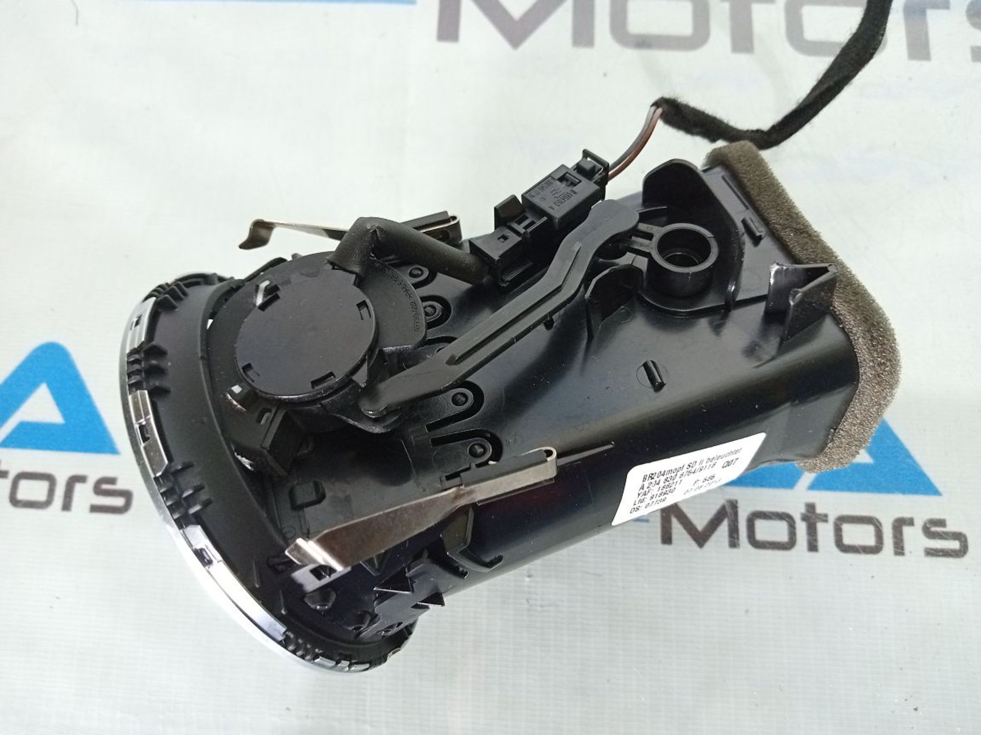 https://ycs.partsauto.market/partsauto-images/thmbs/userImages/b7628e092085f1f91467af1afb6e7630/part/46a54c76-08c6-40d6-a8b3-94c5fe97f94a_1733848930187.jpg