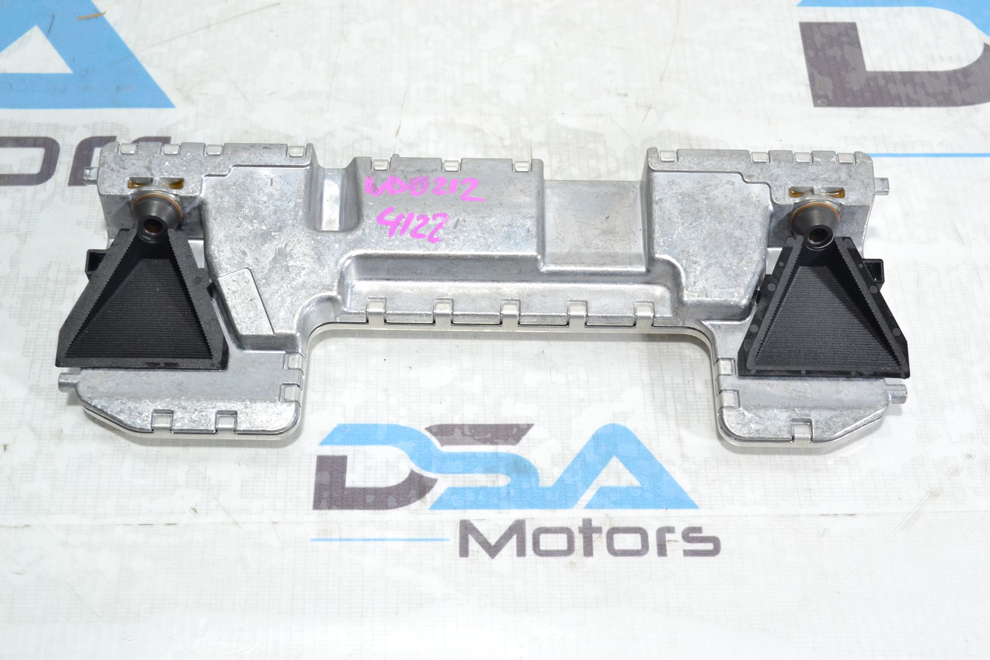 https://ycs.partsauto.market/partsauto-images/thmbs/userImages/b7628e092085f1f91467af1afb6e7630/part/46d4d5f9-a910-435a-89a0-dce7b18c818e_1779427455655.jpg
