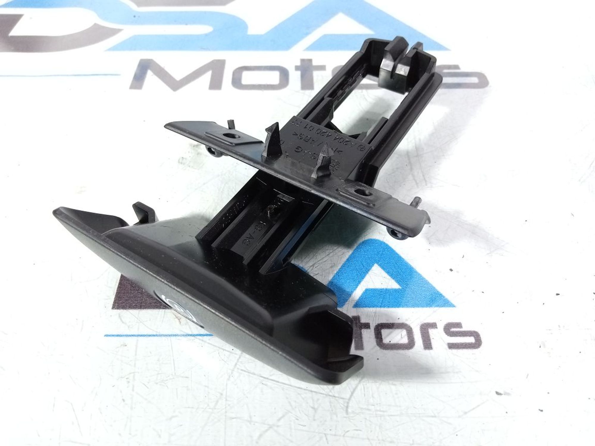 https://ycs.partsauto.market/partsauto-images/thmbs/userImages/b7628e092085f1f91467af1afb6e7630/part/47058cc1-4aa5-4b7f-bb6e-5c801c898daf_1737109672419.jpg