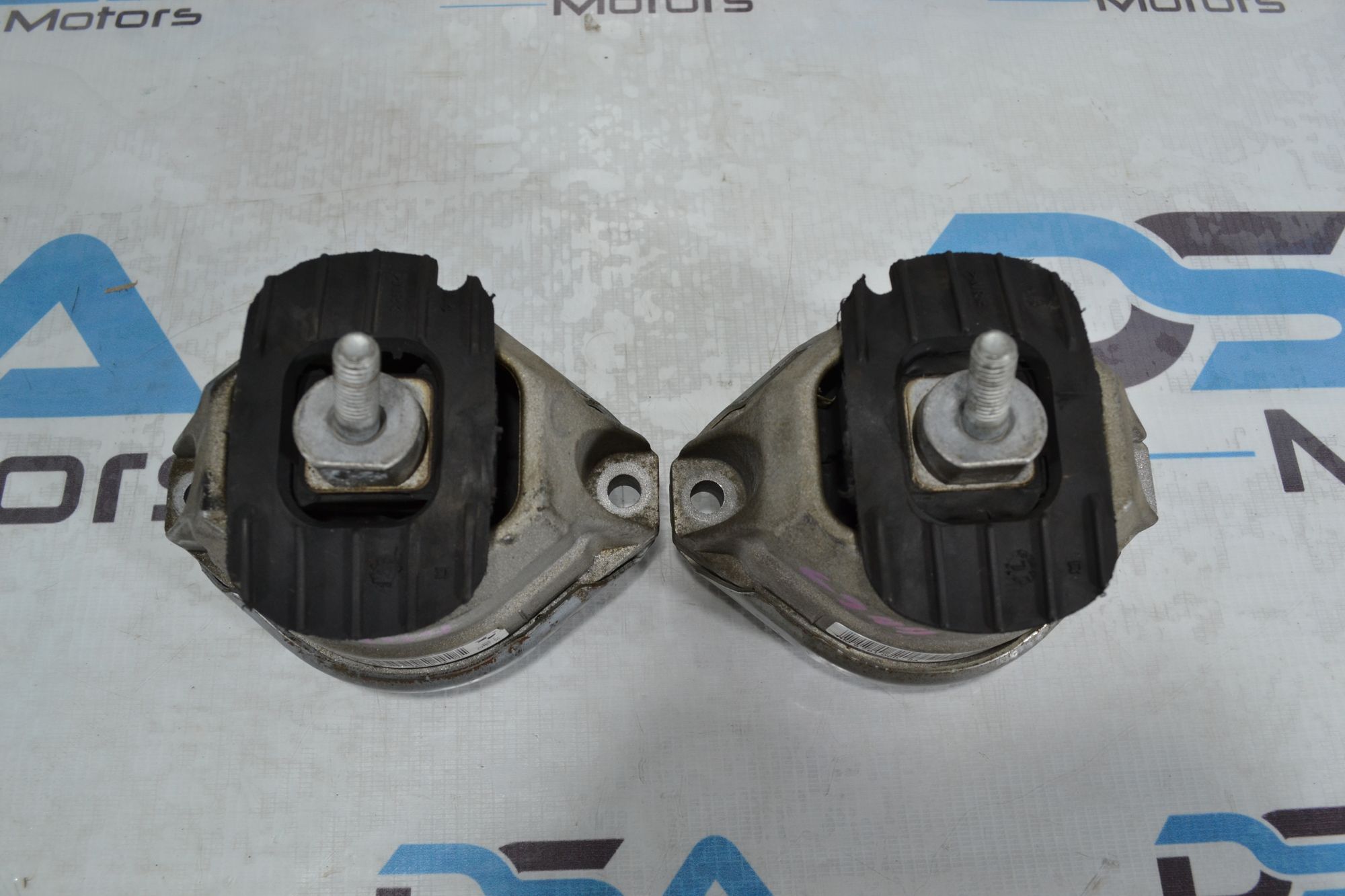 https://ycs.partsauto.market/partsauto-images/thmbs/userImages/b7628e092085f1f91467af1afb6e7630/part/47d23145-7f25-4105-9d98-c1bb61da1257_1779112777989.jpg