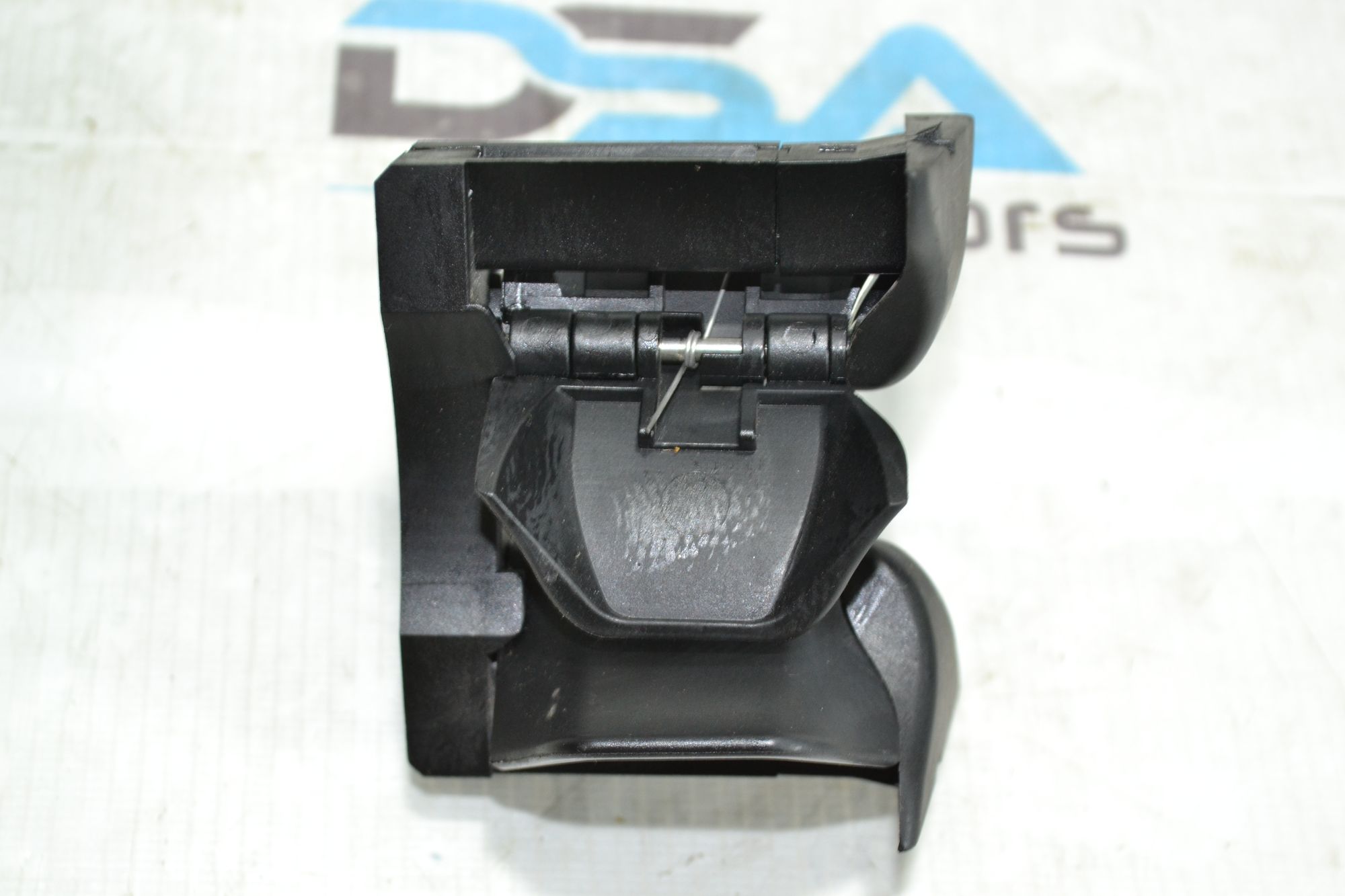 https://ycs.partsauto.market/partsauto-images/thmbs/userImages/b7628e092085f1f91467af1afb6e7630/part/47f58e41-23e4-4890-9cf4-1ad6a39ab49e_1780664020643.jpg