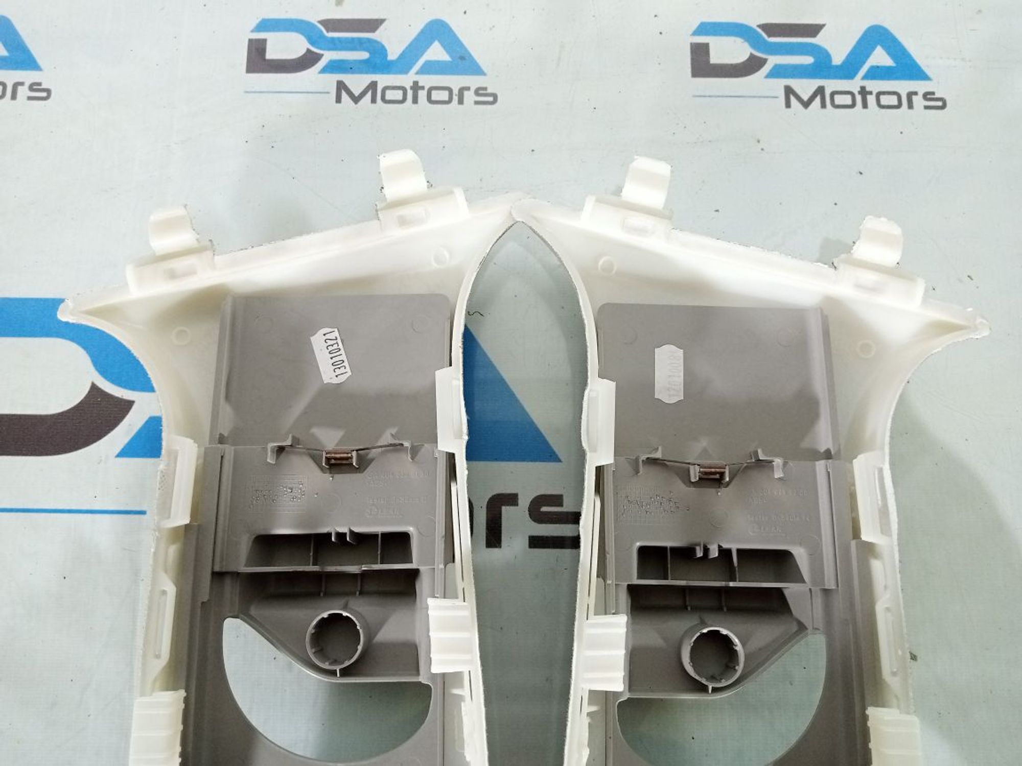https://ycs.partsauto.market/partsauto-images/thmbs/userImages/b7628e092085f1f91467af1afb6e7630/part/48637b43-e05d-4454-844d-1c2dd2dedc40_1730905230708.jpg